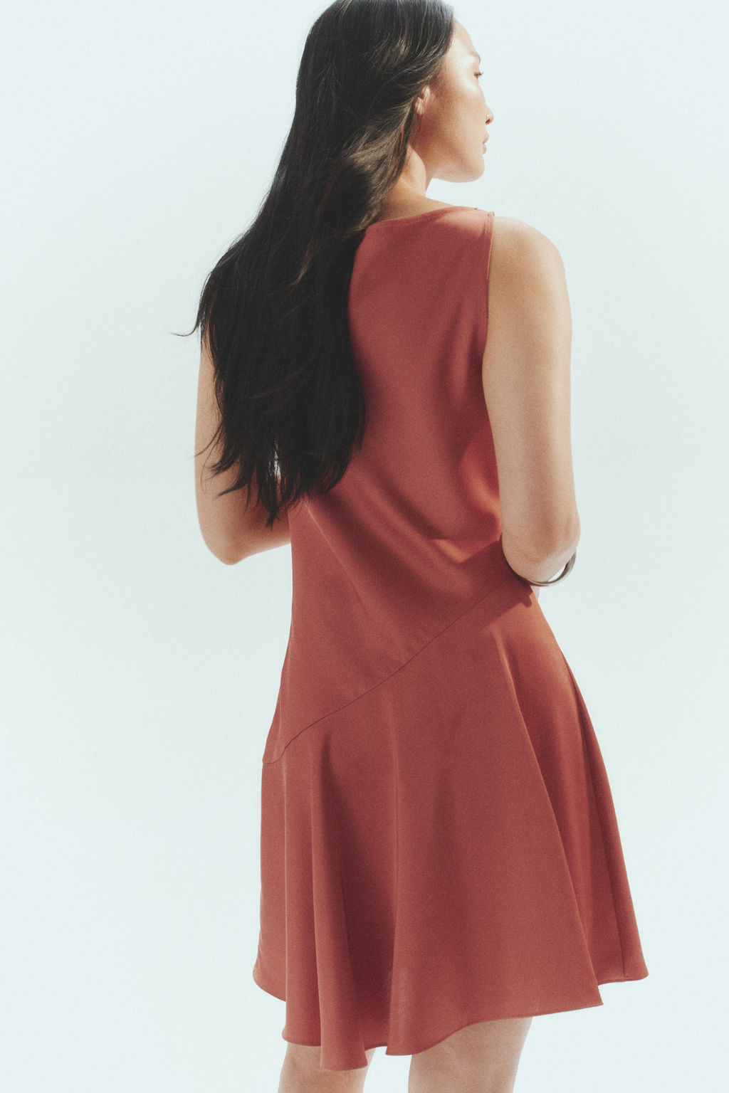 Vestido con escote drapeado - H&m фото 6
