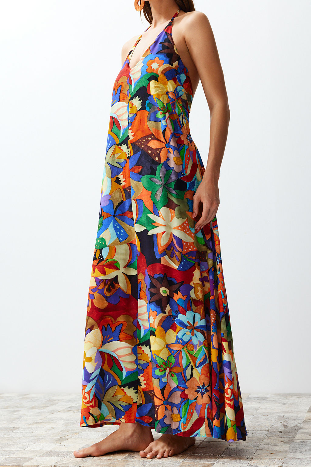 Cicek Desenli Dokuma S?rt Dekolteli Maxi Plaj Elbise TBESS24EL00022