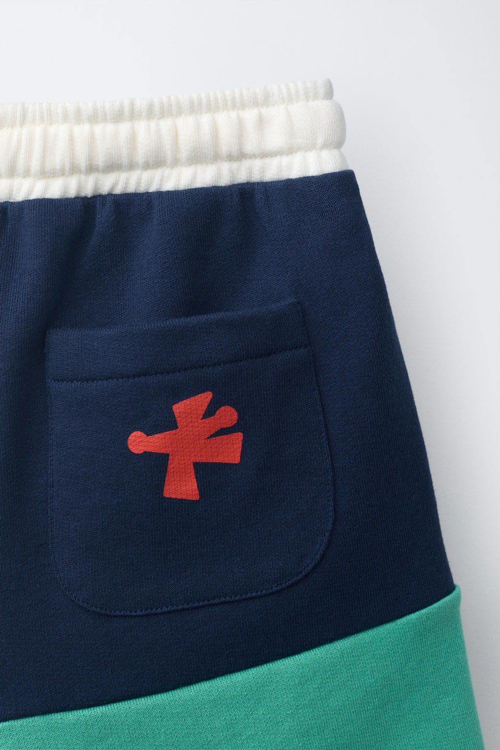 BERMUDA LOGO FELPA COLOR BLOCK / Azul / Verde - Zara фото 4