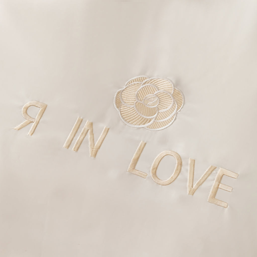 Комплект постельного белья Сатин-Шелк Я IN LOVE на резинке LVR013 Евро 4 Наволочки 180*200*30;160*200*30;140*200*30