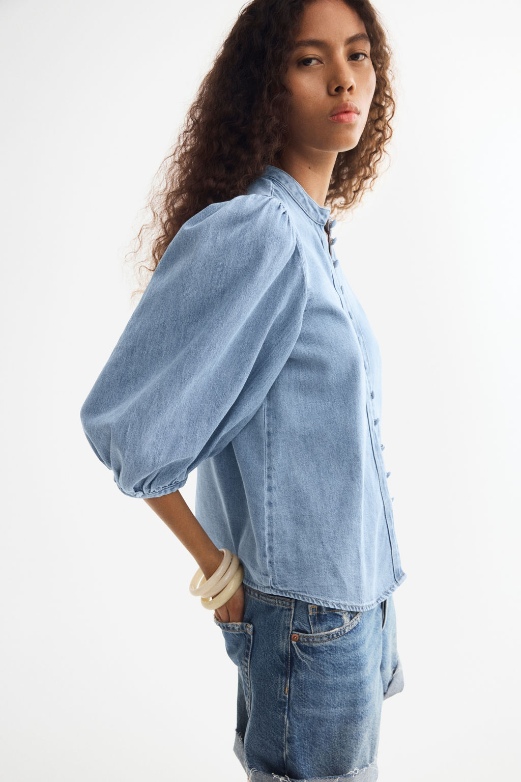 Blusa denim con manga puffy - H&m фото 5