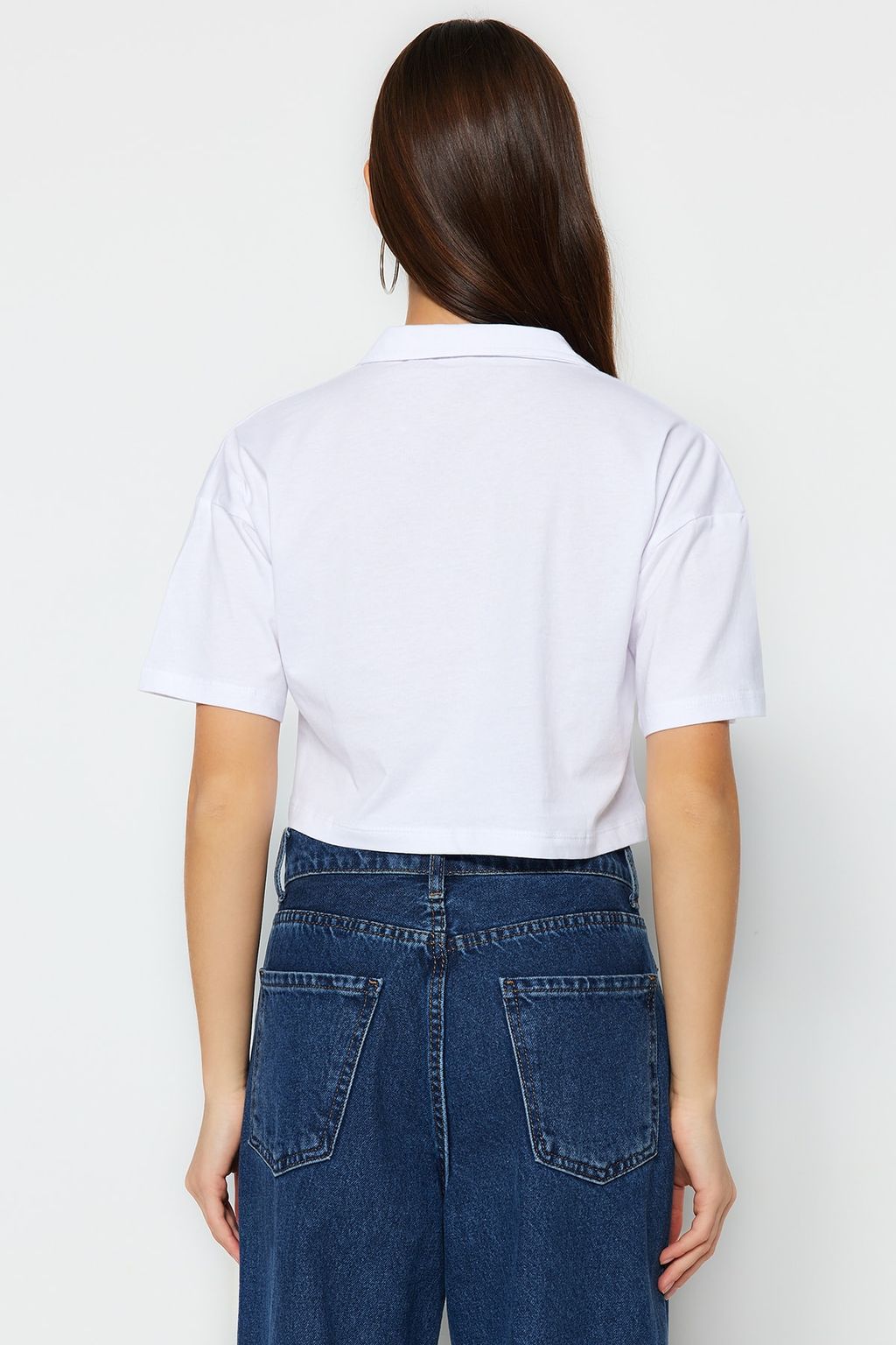 TRENDYOLMILLA Lacivert %100 Pamuk Relaxed/Rahat Kal?p Crop Polo Yaka Orme T-Shirt TWOSS22TS0241  фото 19