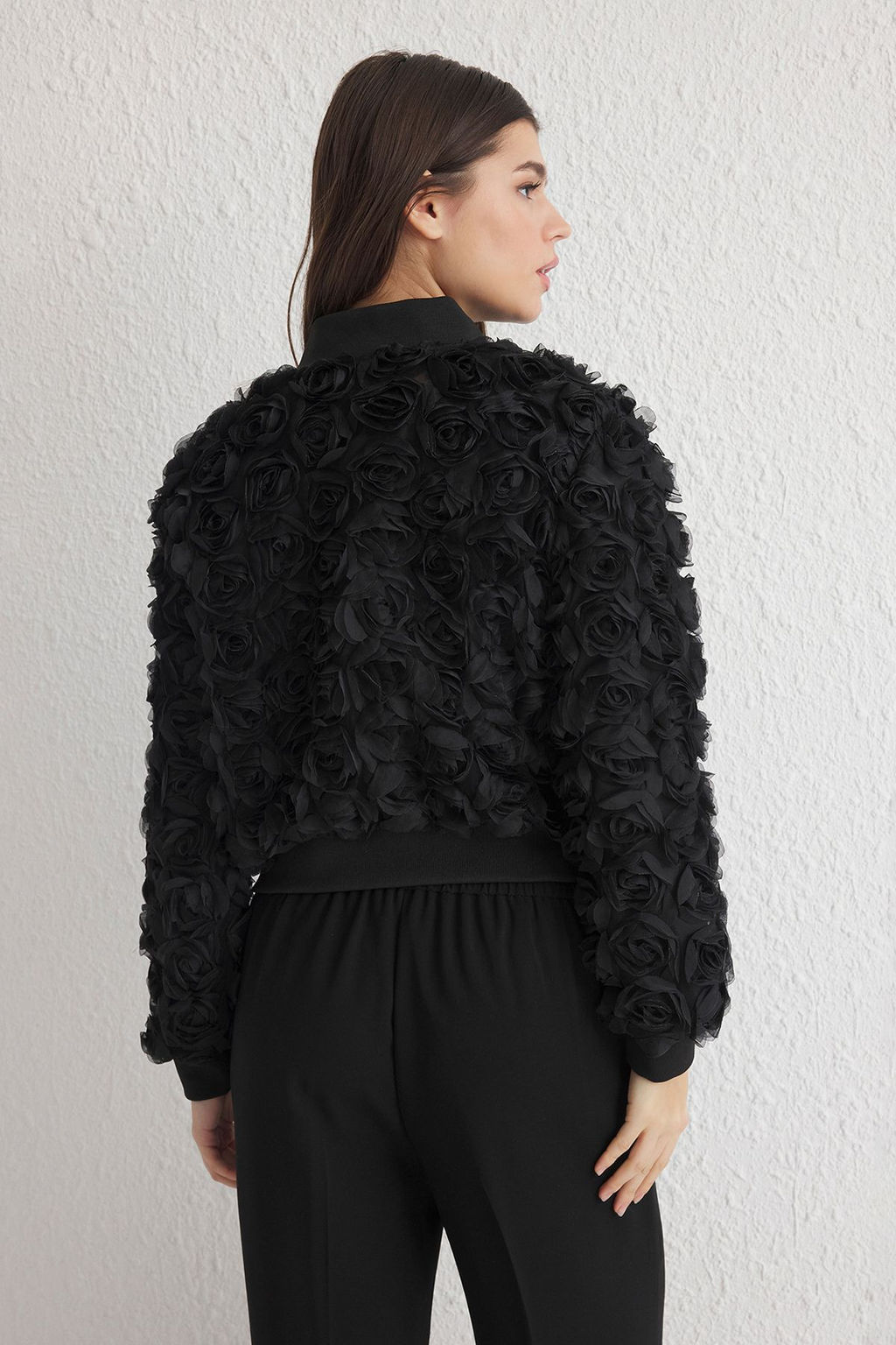 Trendyolmilla Siyah Oversize 3 Boyutlu Cicek Desenli Bomber Ince Ceket Mont TWOSS25MO00013  фото 5