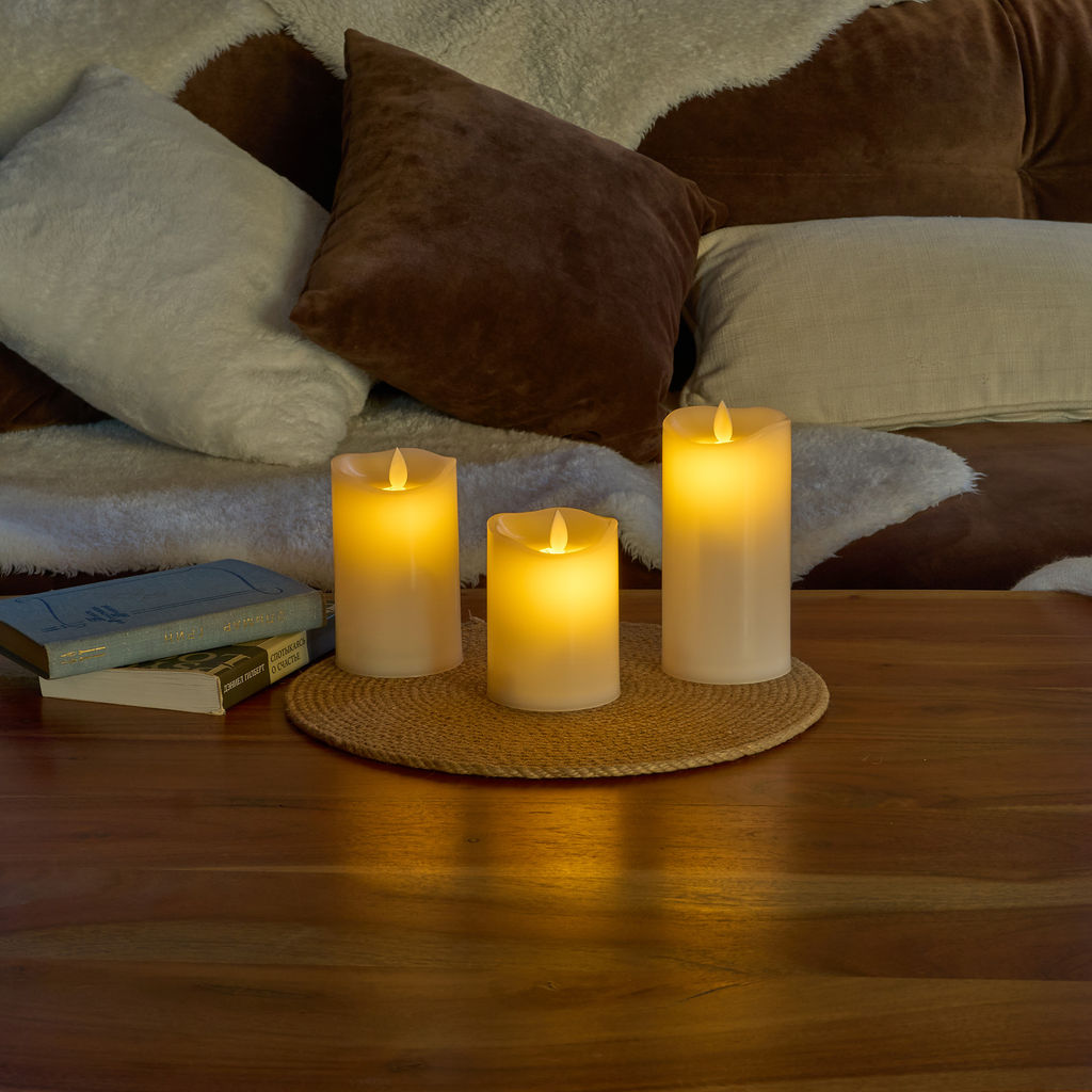 ULD-F065 WW RC CANDLE SET3 Фигура светодиодная Свеча на батарейках 2AA (не в/к), в составе набора из 3 штук. Диммируемая. 1 светодиод. Теплый белый свет. Пульт ДУ (в/к). TM Uniel - Volpe фото 3
