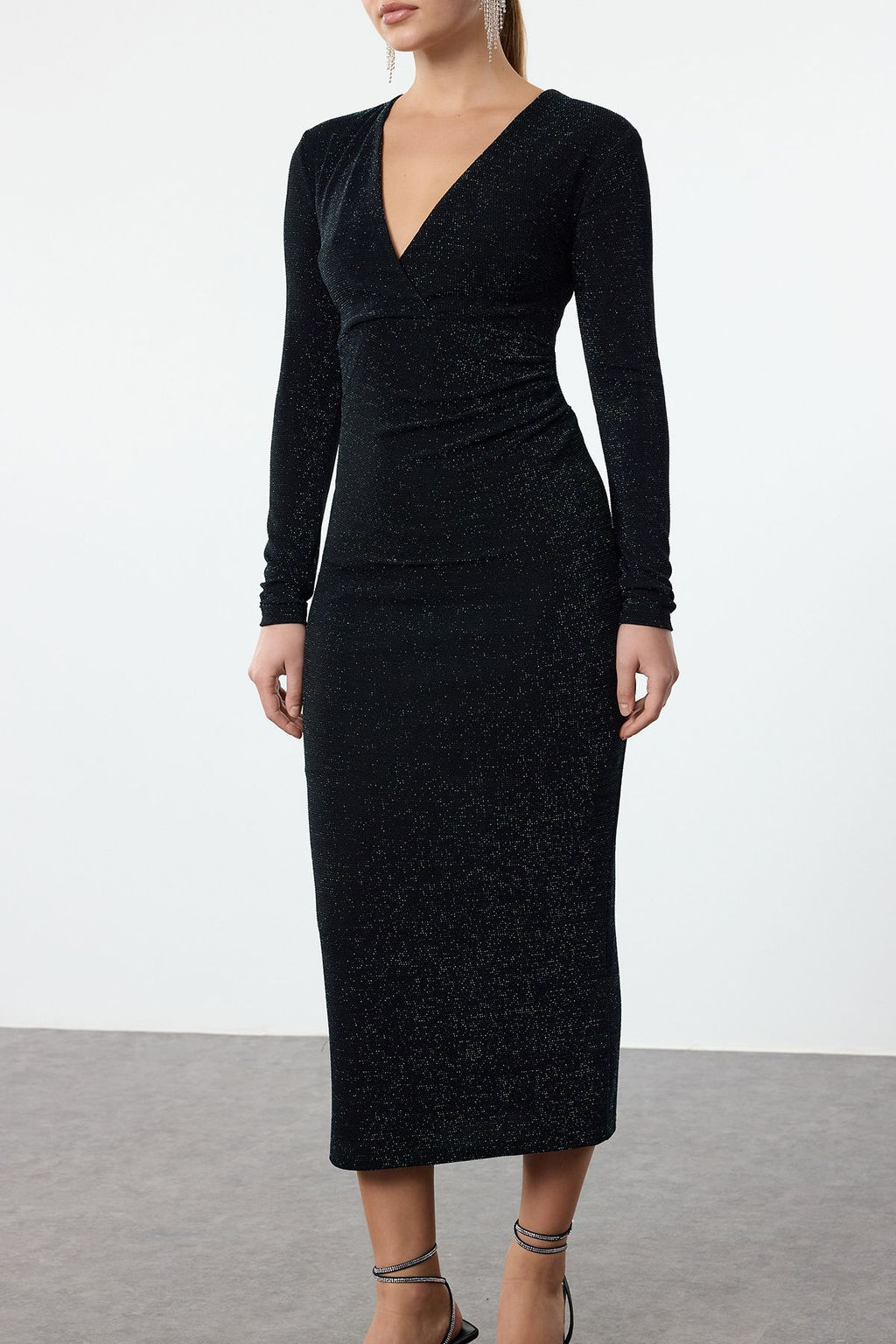 Trendyolmilla Siyah-Yesil Simli Orme S?k Abiye Elbise TPRAW25EL00063 фото 3