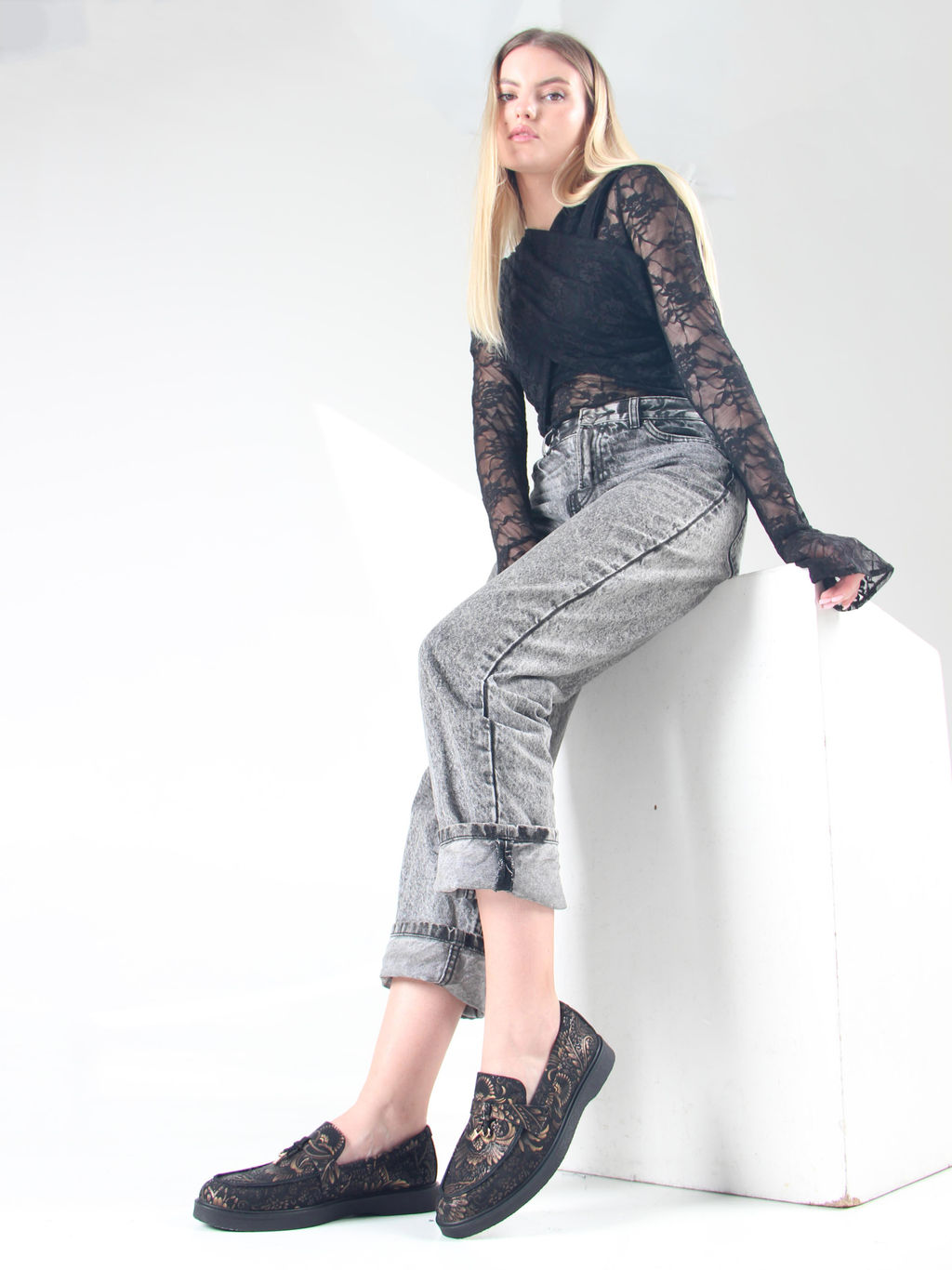 Лоферы лоферы 170.2699bl. Черный грация