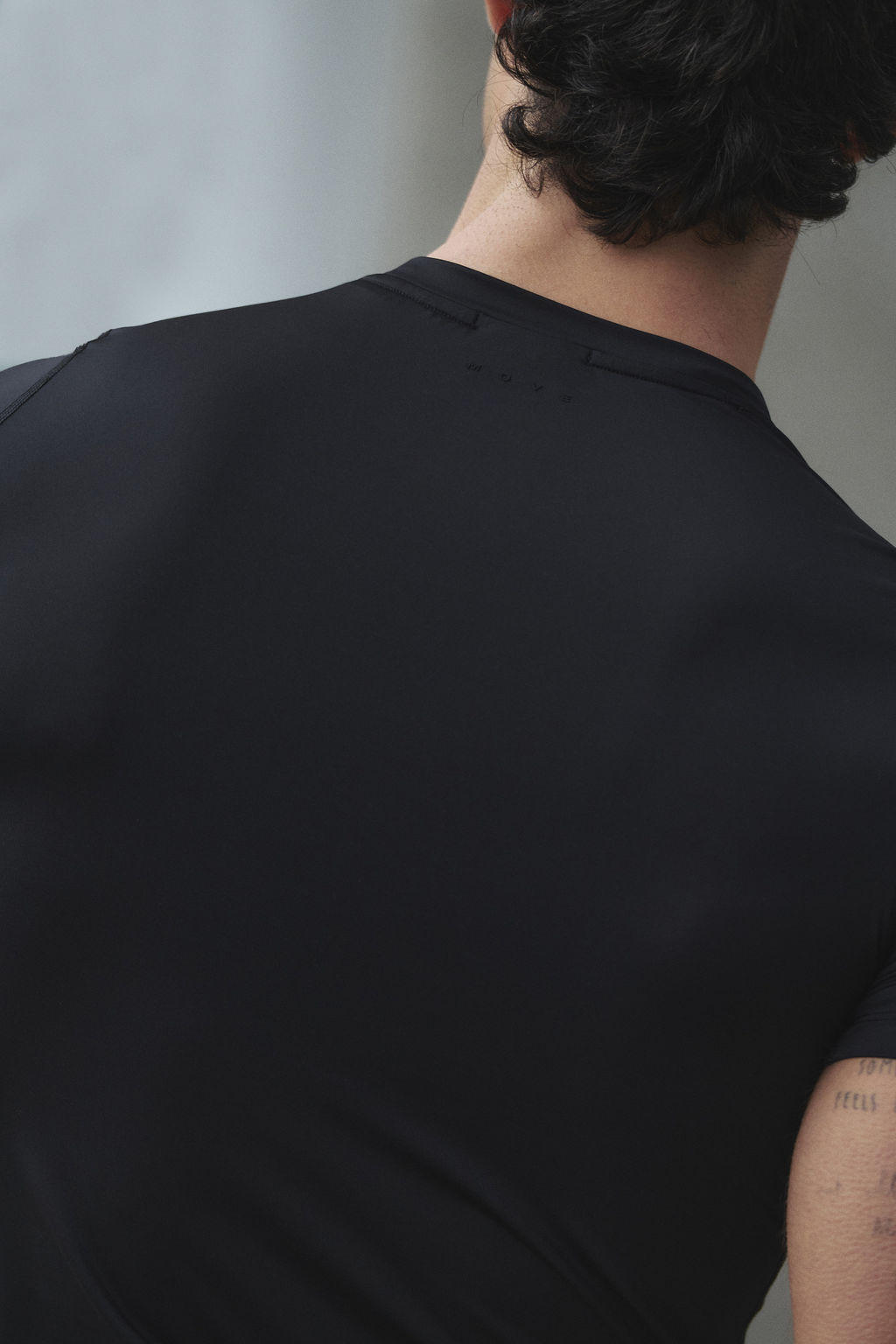 Camiseta de deporte con DryMove Compression Fit - H&m фото 8
