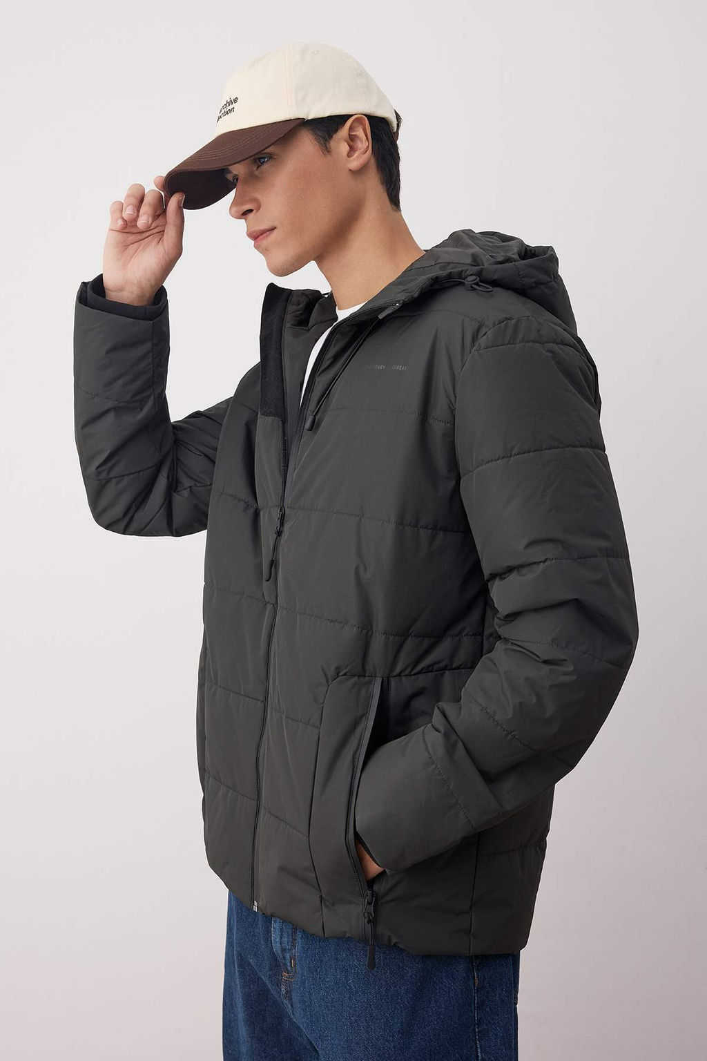 Antrasit Regular Fit Sisme Kapusonlu K?sl?k Mont TMNAW26MO00000 - Trendyolmilla фото 5
