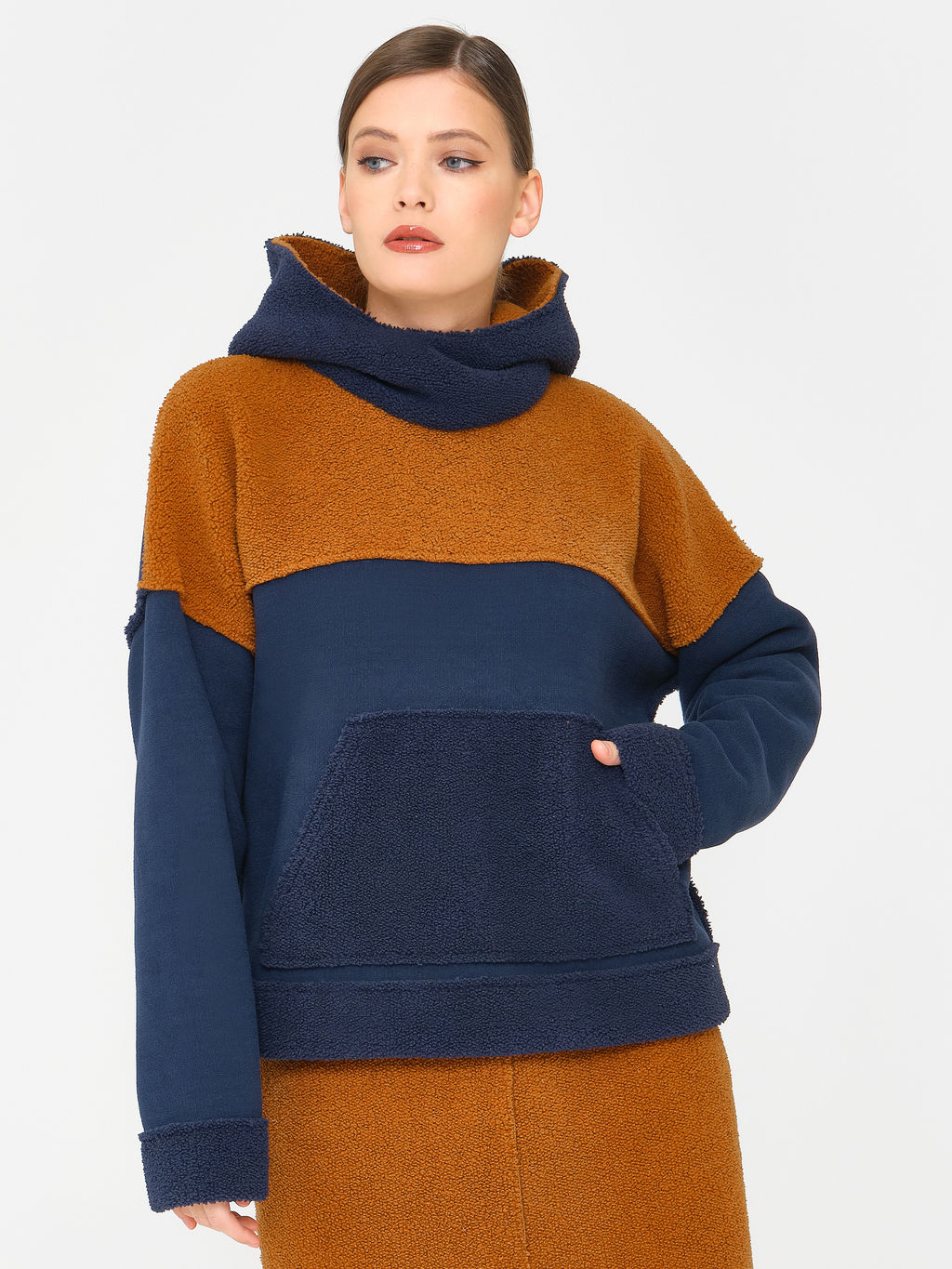 Джемпер двусторонний с капюшоном - Stilla фото 5