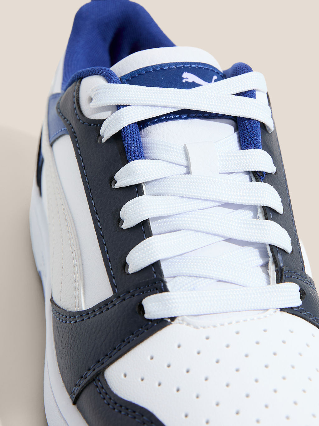 Детские кеды PUMA Puma Rebound V6 Lo Jr Артикул 4587273, темно-синий