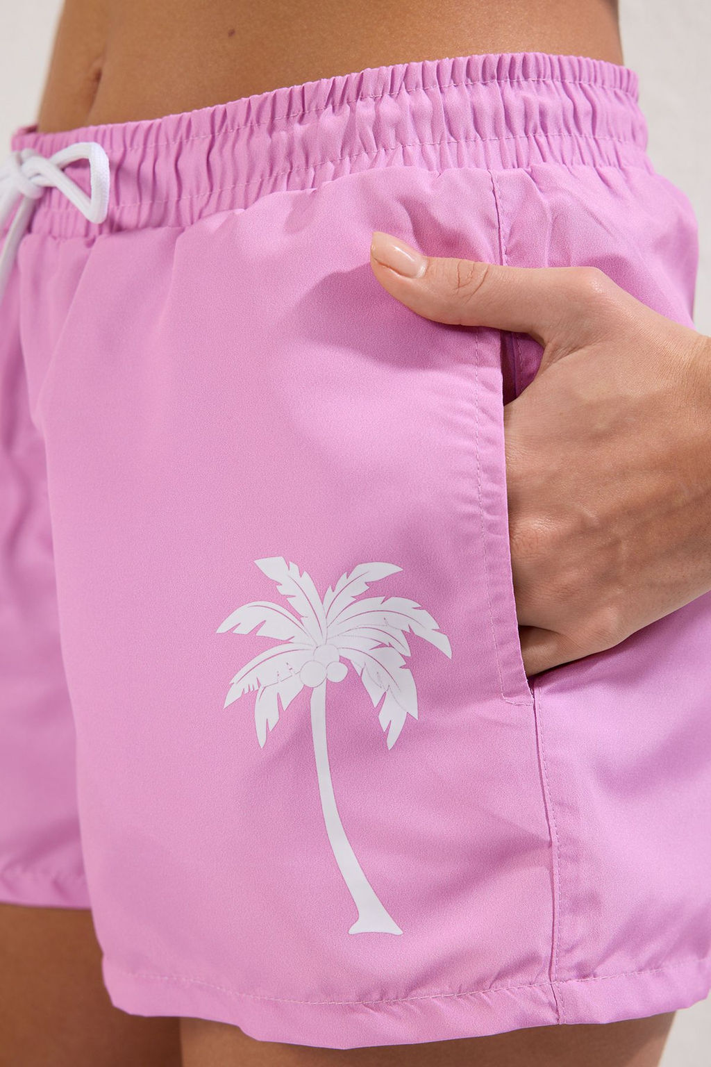 TRENDYOLMILLA Pembe Dokuma Palmiye Bask?l? Deniz Sortu TBESS25SR00009 фото 3