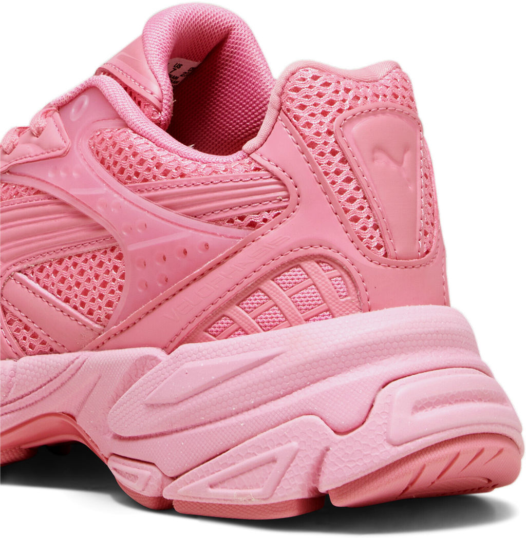 Кроссовки взрослые