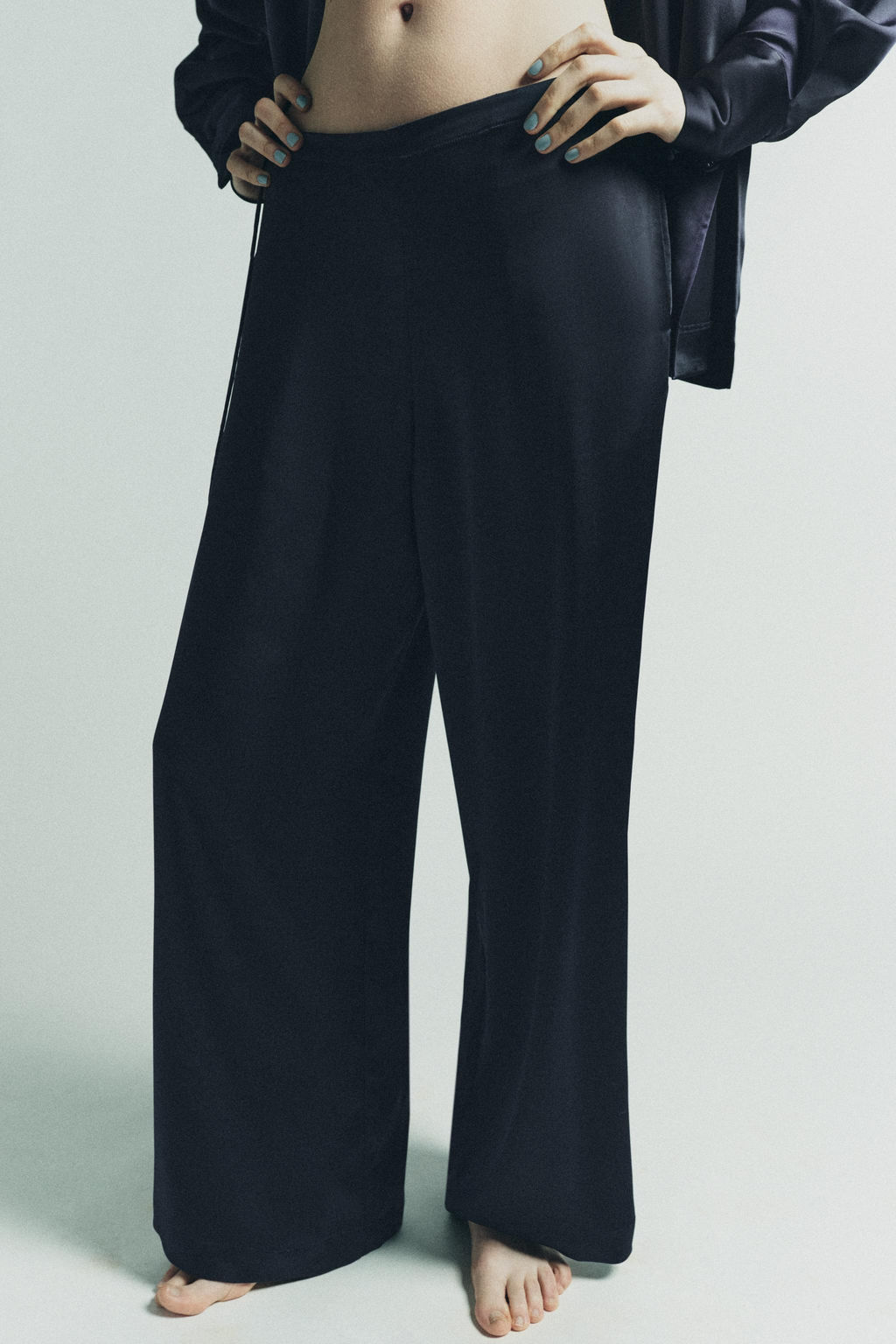 HIGH-WAIST SATIN TROUSERS - Zara фото 6