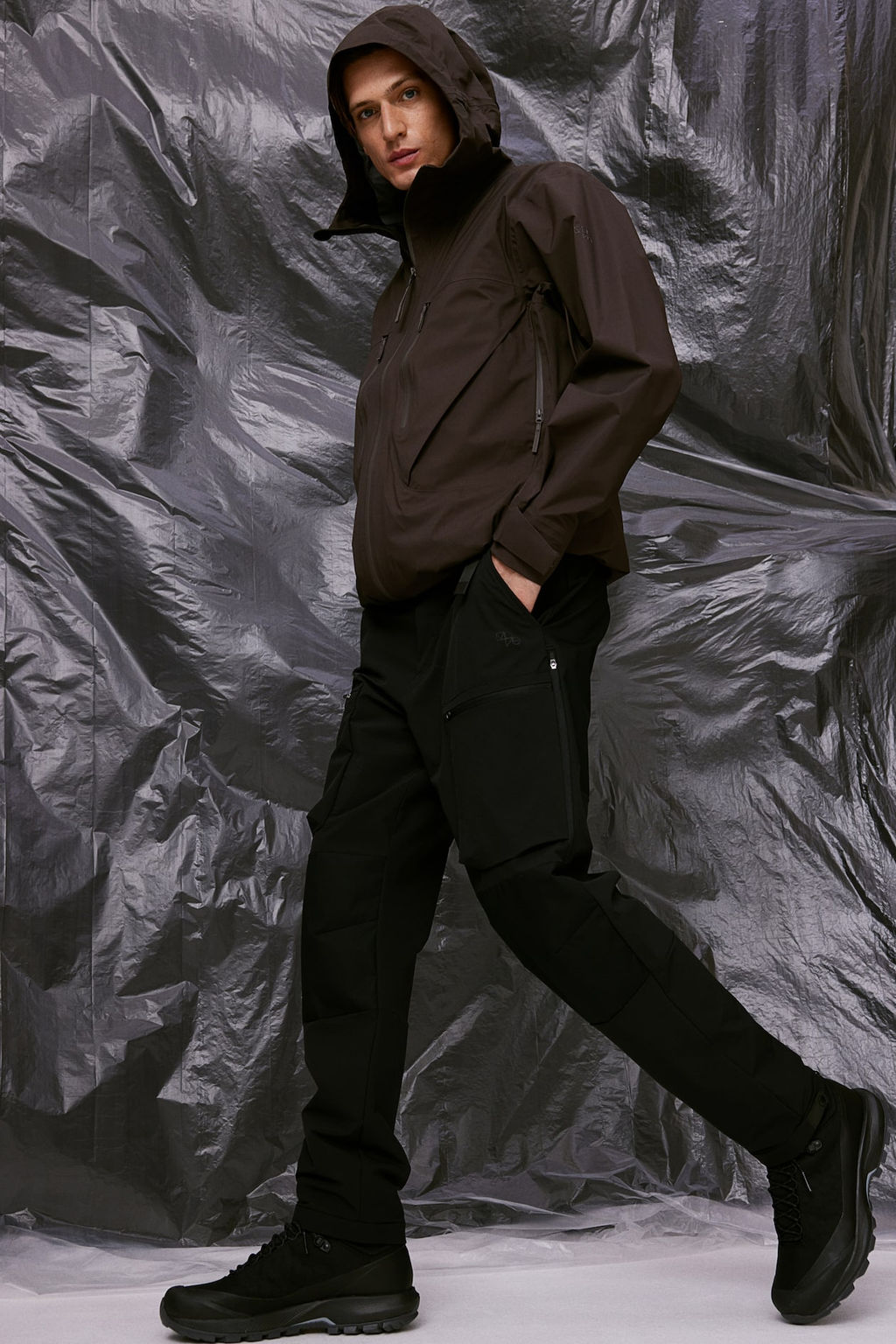 Chaqueta shell ligera en StormMove Regular Fit - H&m фото 5