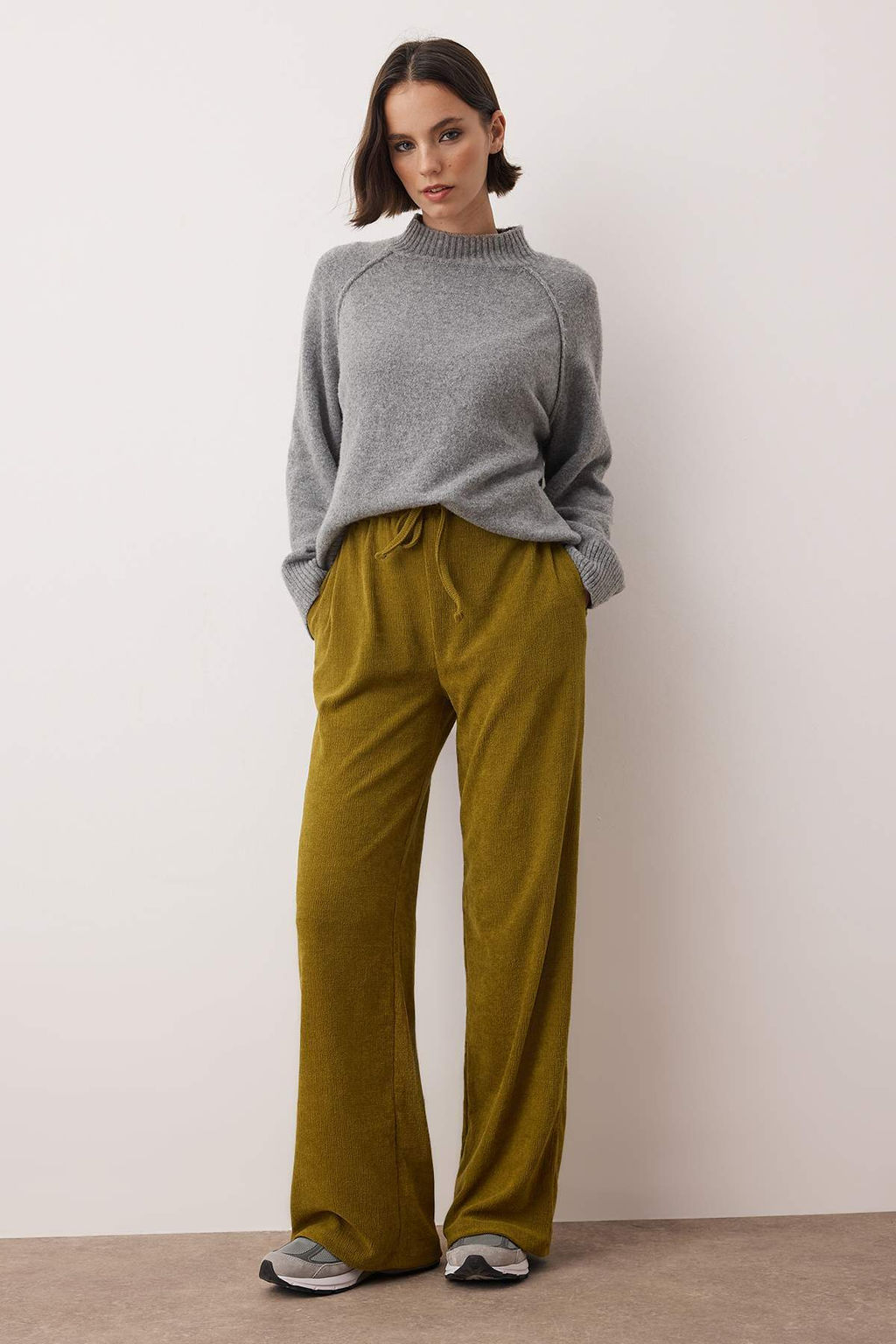 Yesil Premium Dokulu Beli Lastikli Wide Leg Orme Pantolon TWOAW26PL00126 - Trendyolmilla фото 2