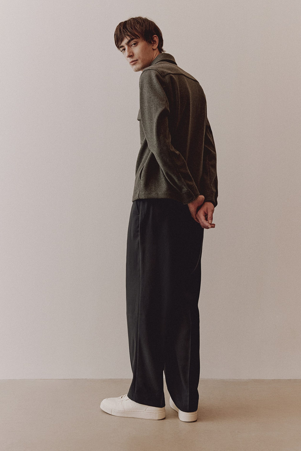 Pantalon con raya Regular Fit - H&m фото 2