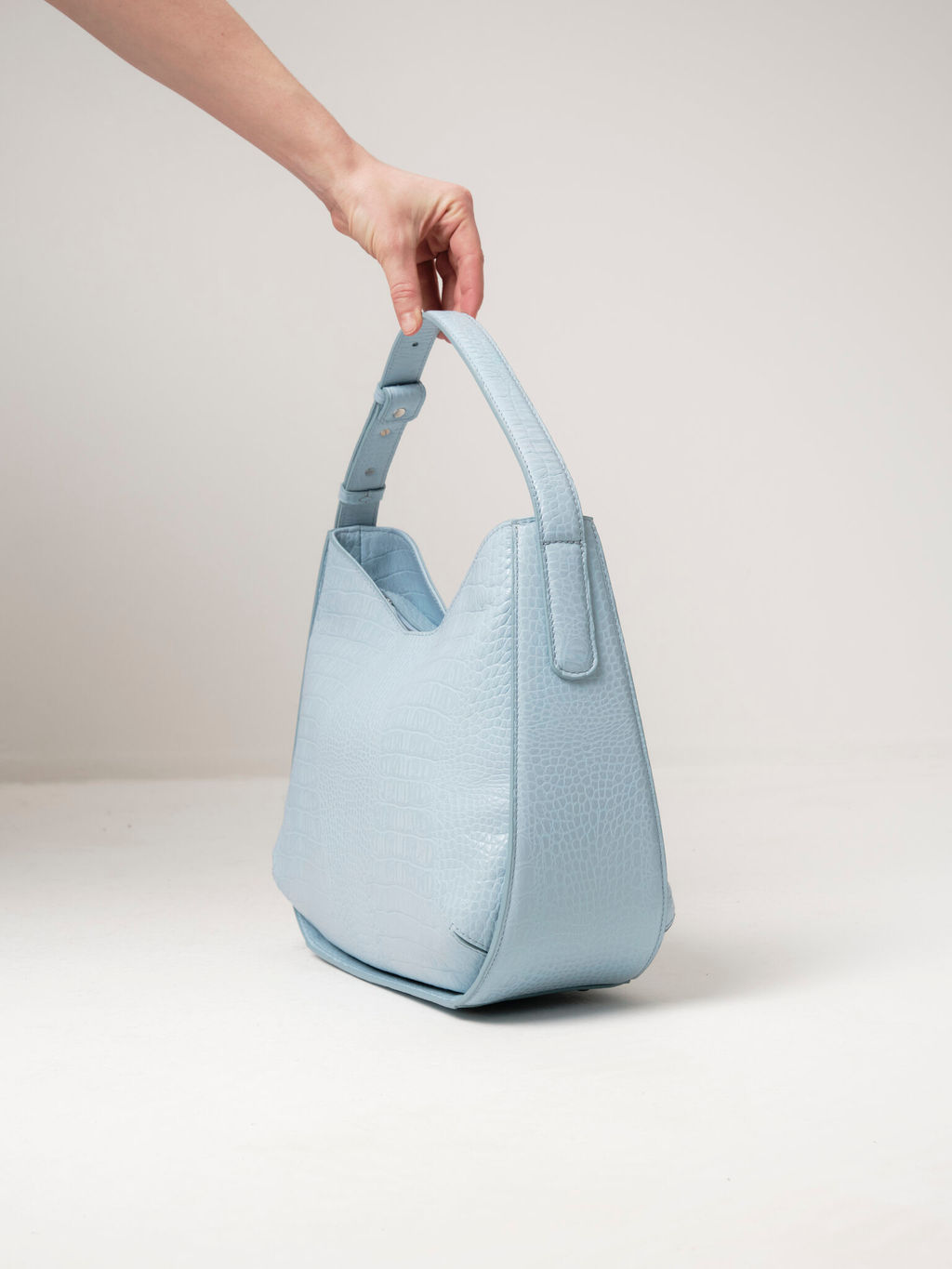 Сумка тоут кожаная Deboro 30422 голубая вода