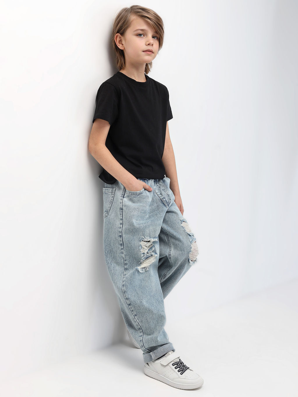 Джинсы-бананы для мальчиков