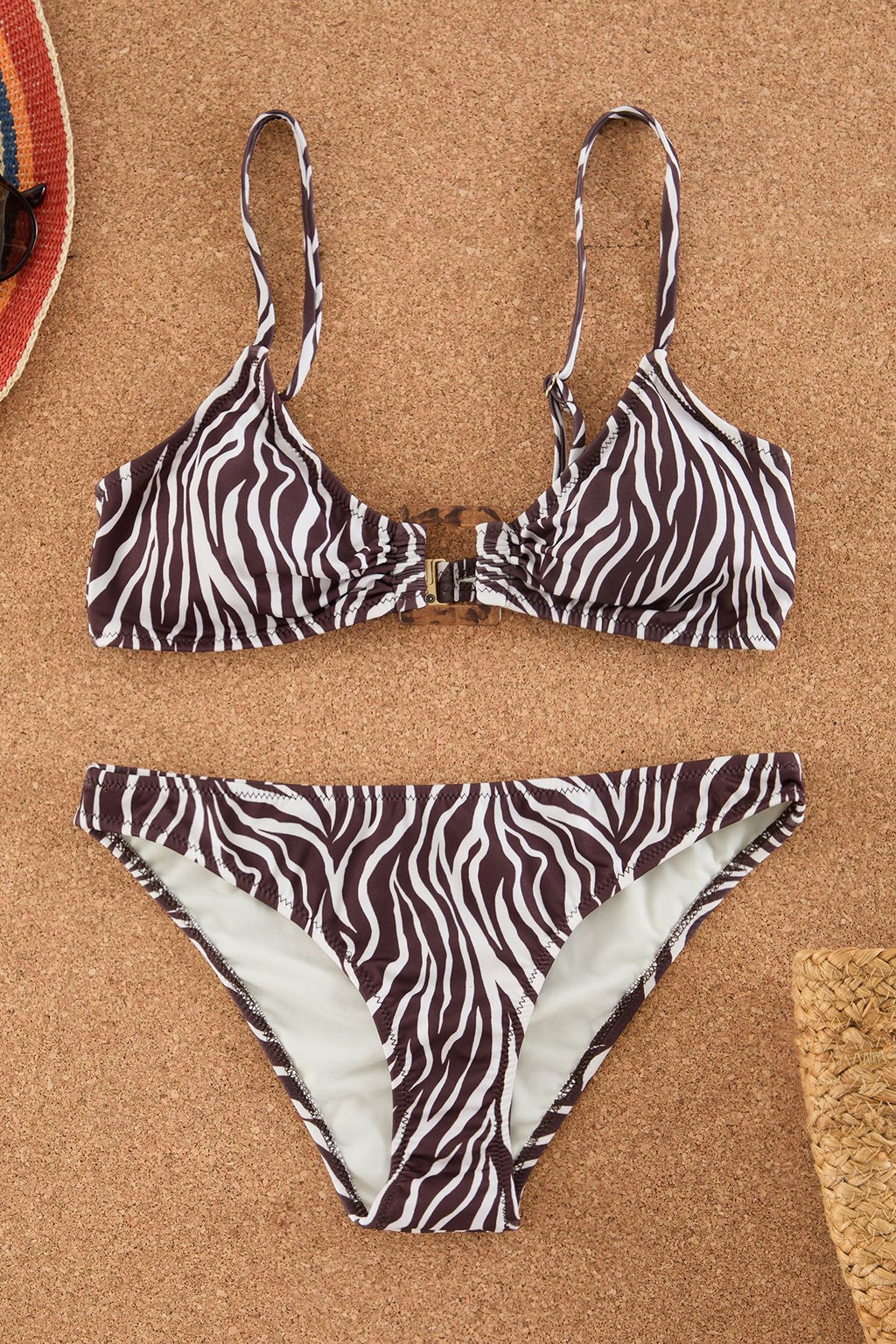 TRENDYOLMILLA Siyah Bralette Aksesuarl? Regular Bikini Tak?m? TBESS25BT00054 фото 5