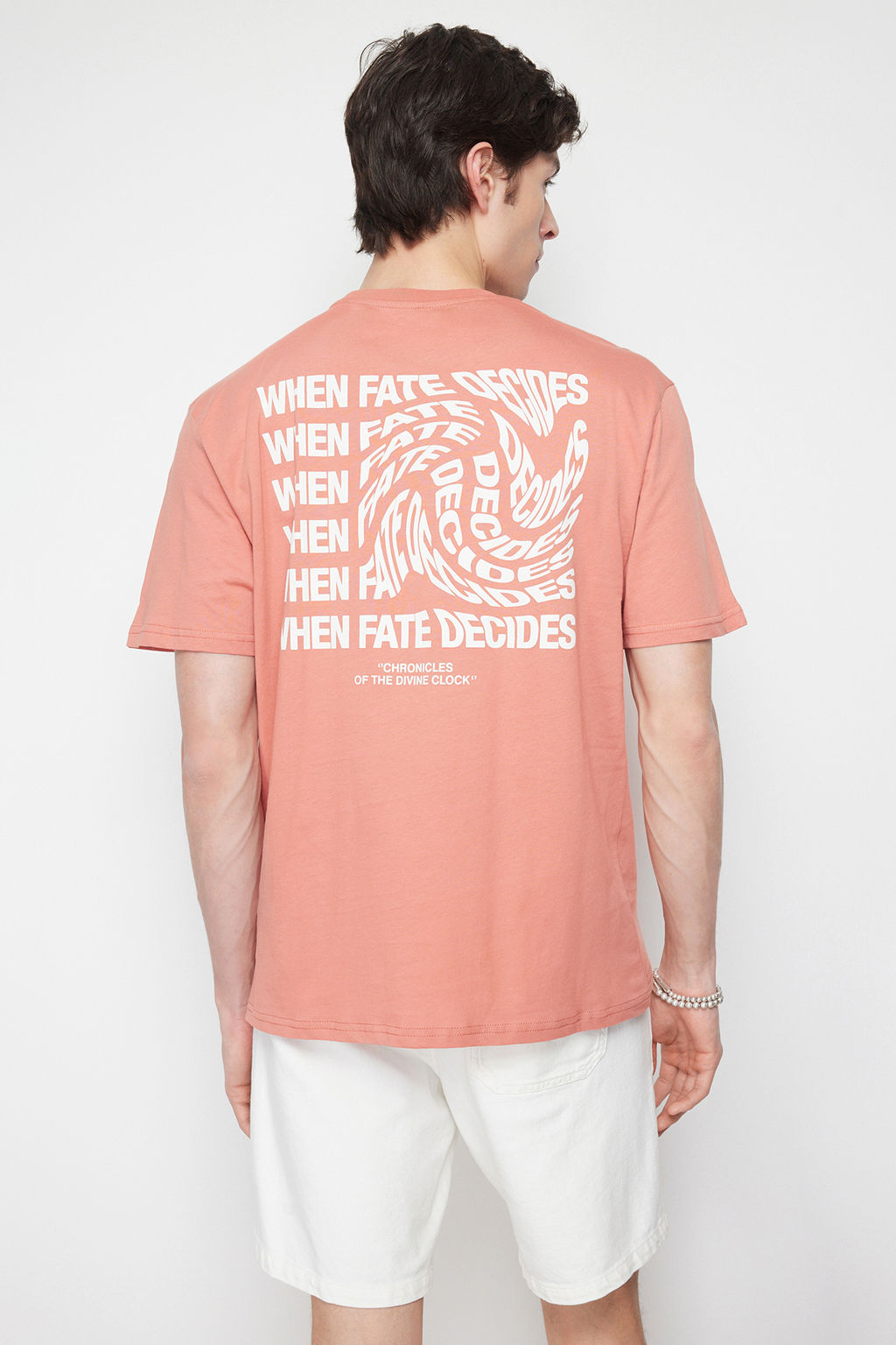 TRENDYOL MAN Gul Kurusu Oversize/Genis Kesim Yaz? Bask?l? K?sa Kollu %100 Pamuklu T-Shirt TMNSS24TS00015 - Trendyolmilla фото 6