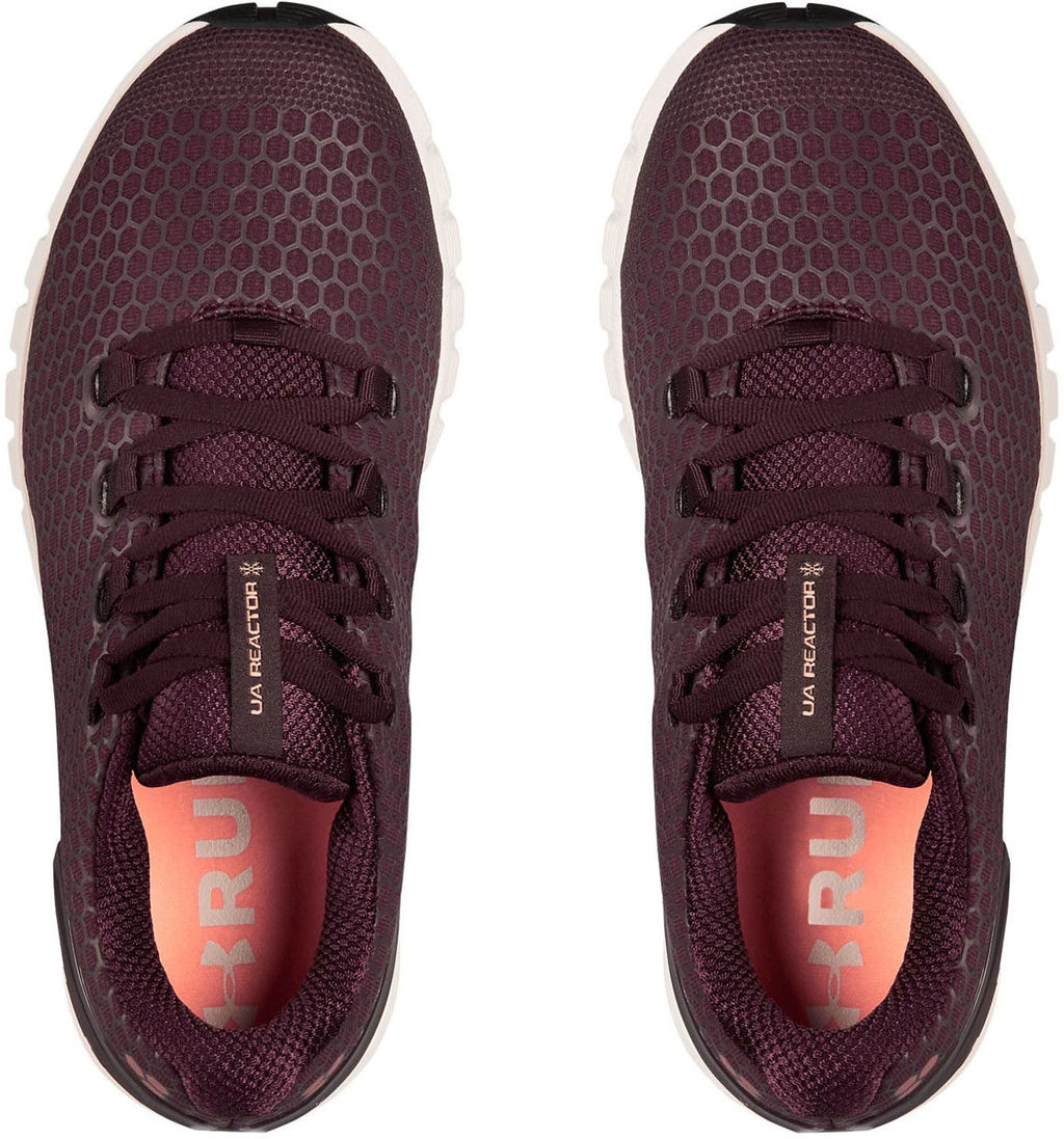 Кроссовки женские