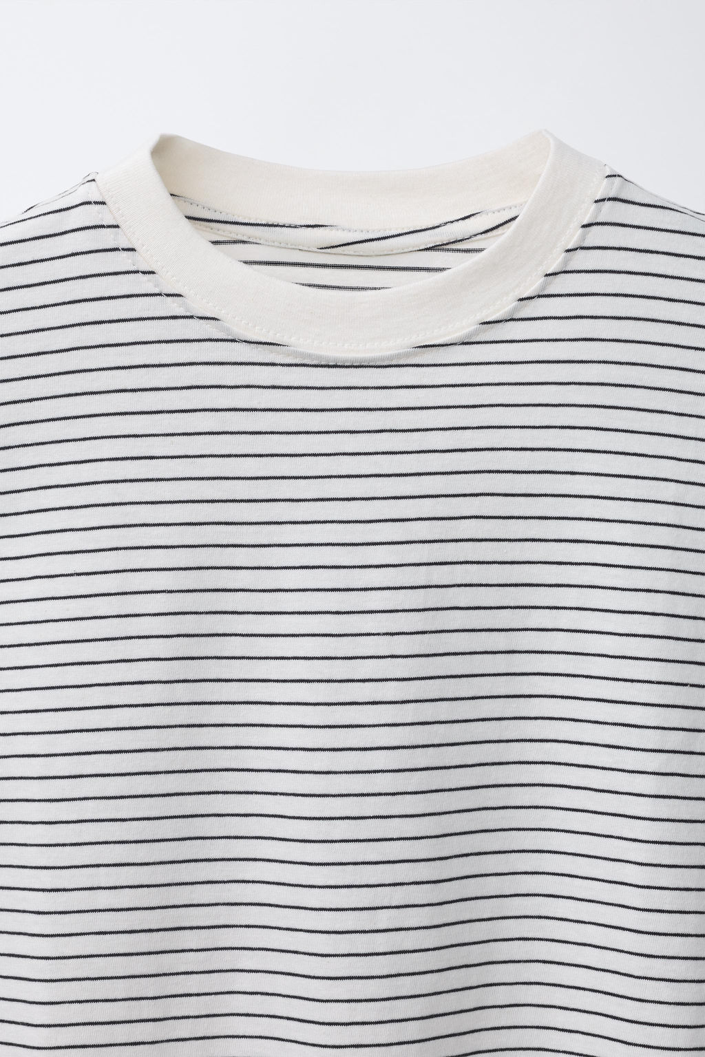 PACK TRES CAMISETAS LISAS Y RAYAS / Coral fuerte - Zara фото 4