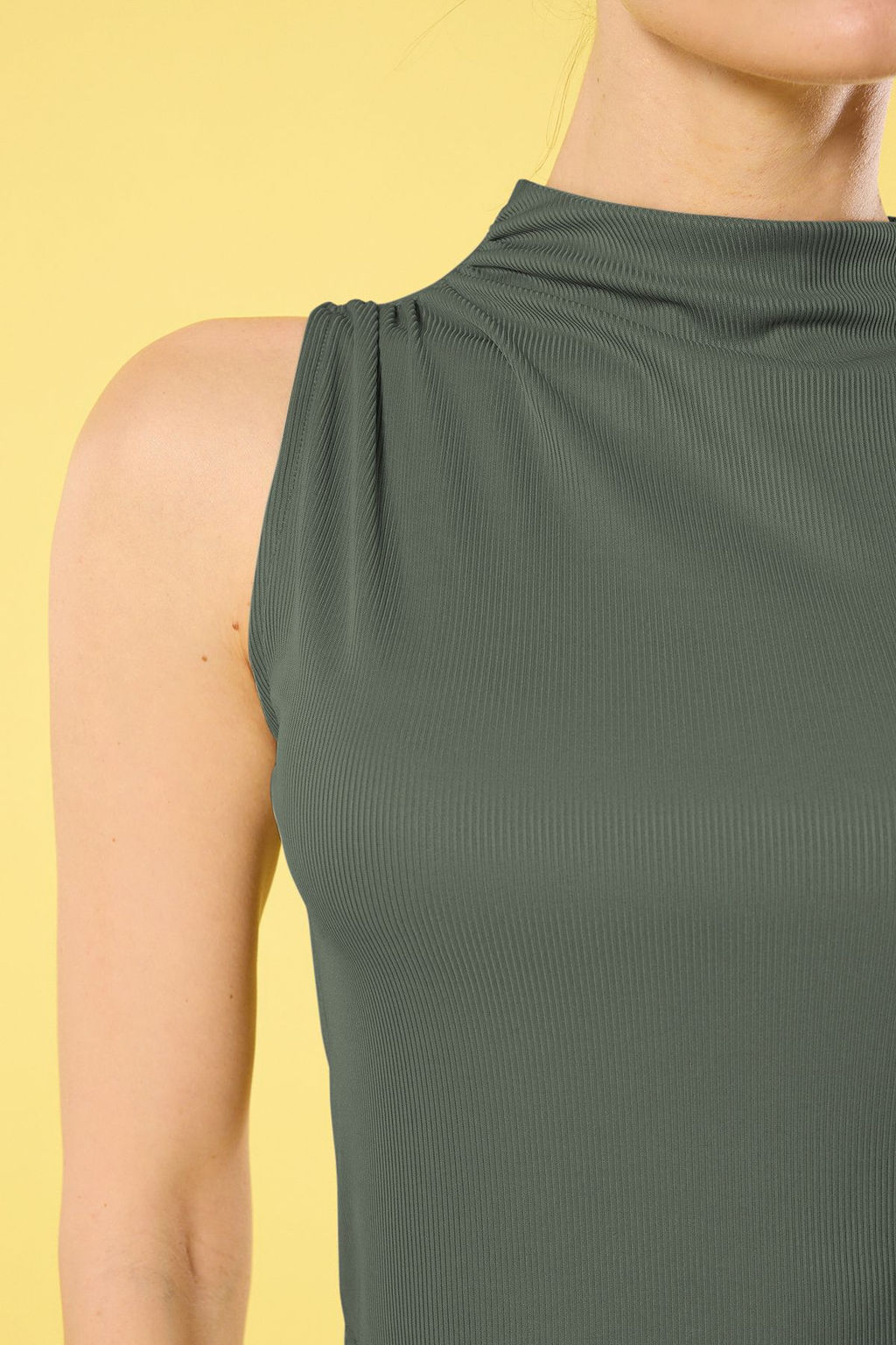 Siyah Buzgu Detayl? Regular/Normal Kal?p Crop Orme Bluz TWOSS25BZ00262 - Trendyolmilla фото 7