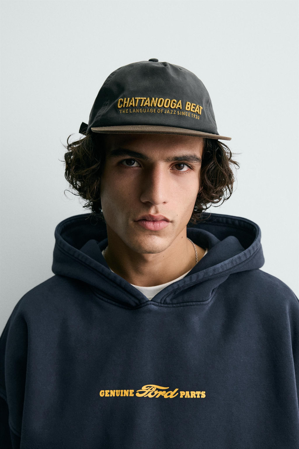 EMBROIDERED FLAT PEAK CAP - Zara фото 2