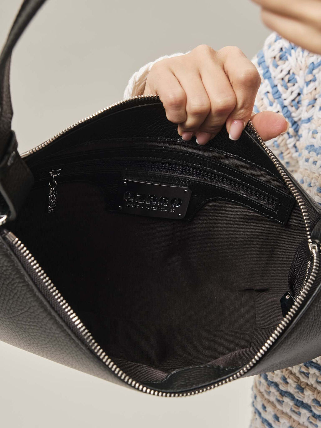 Сумка женская сэддл Azaro 31042 черный