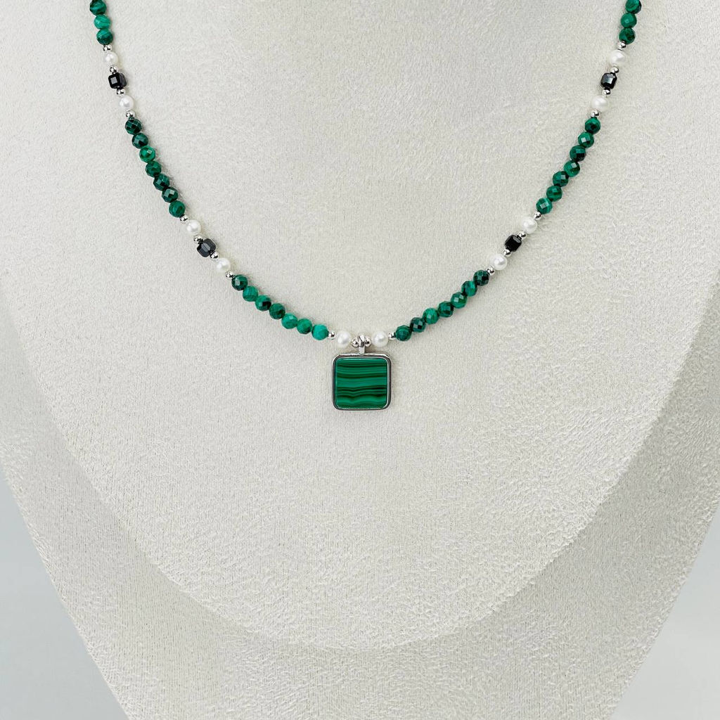 Колье из Малахита, Жемчуга и Шпинели 40 см +
