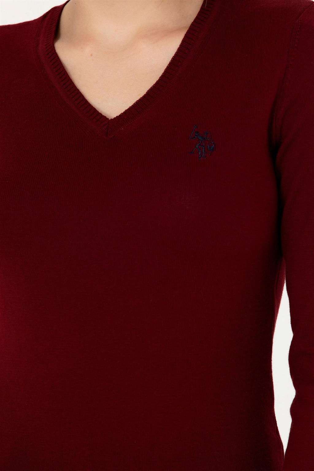U. S. Polo Assn Женский бордовый базовый свитер с v-образным вырезом - U.s. polo assn фото 6