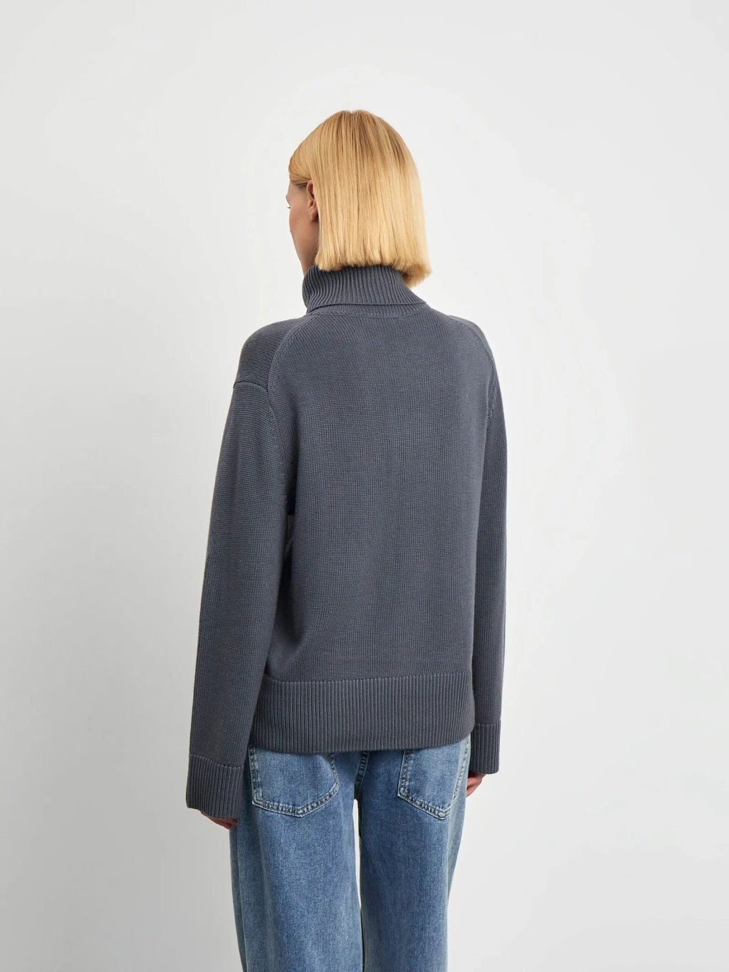 Свитер с высоким воротником из смесовой шерсти, B2863/detuil