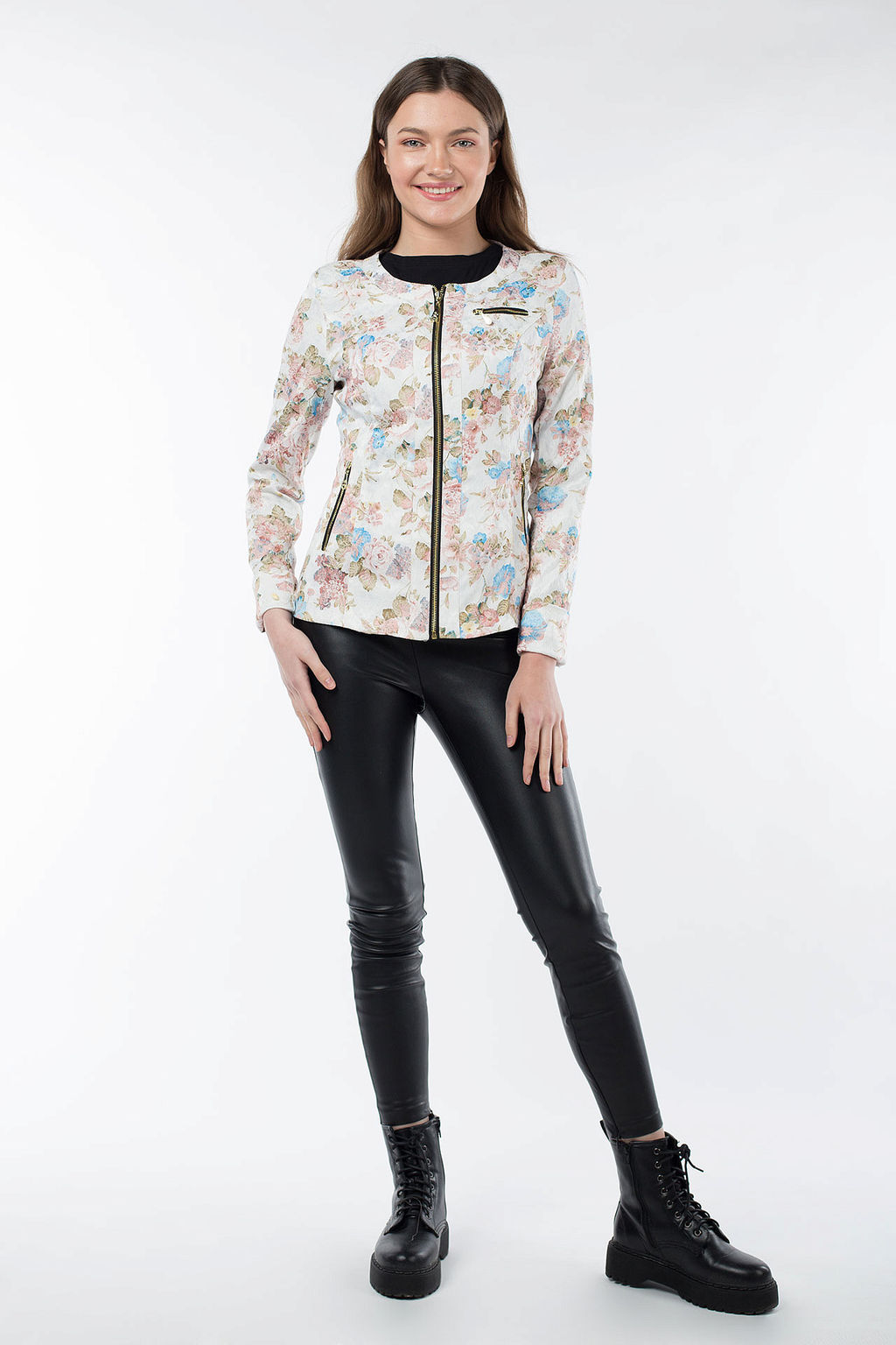 08-1237 Ветровка женская