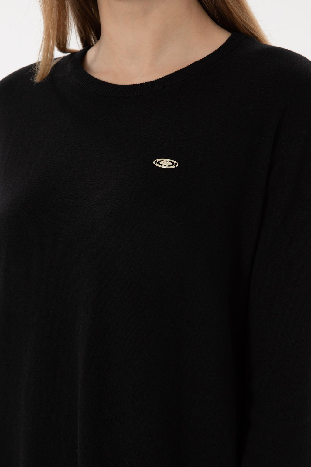 Женский черный базовый свитер с круглым вырезом Неожиданная скидка в корзине - U.s. polo assn фото 14