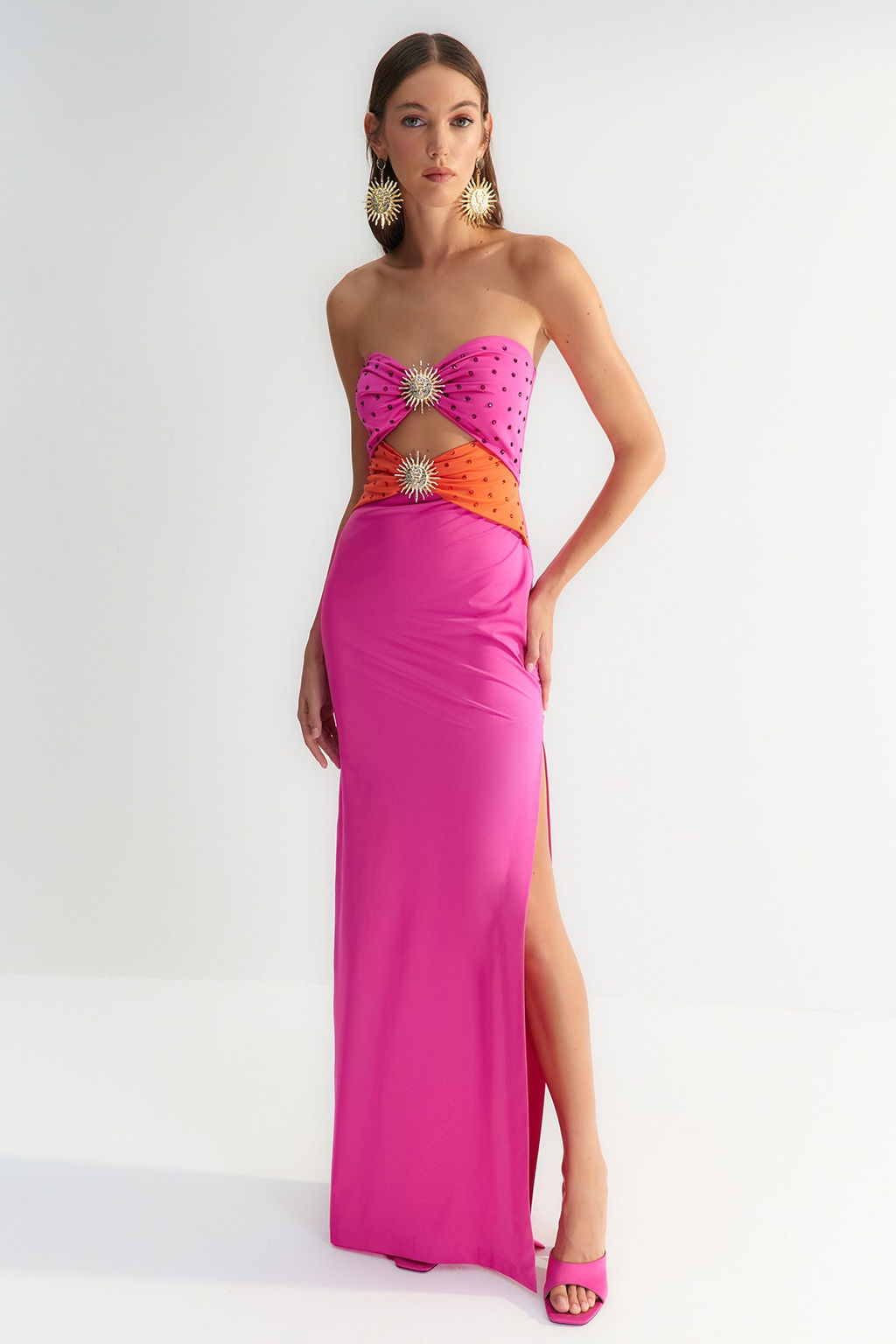 X Zeynep Tosun Turuncu-Fusya Gunes Aksesuar Detayl? Tasl? Elbise TCLSS23AE00008 - Trendyolmilla фото 2