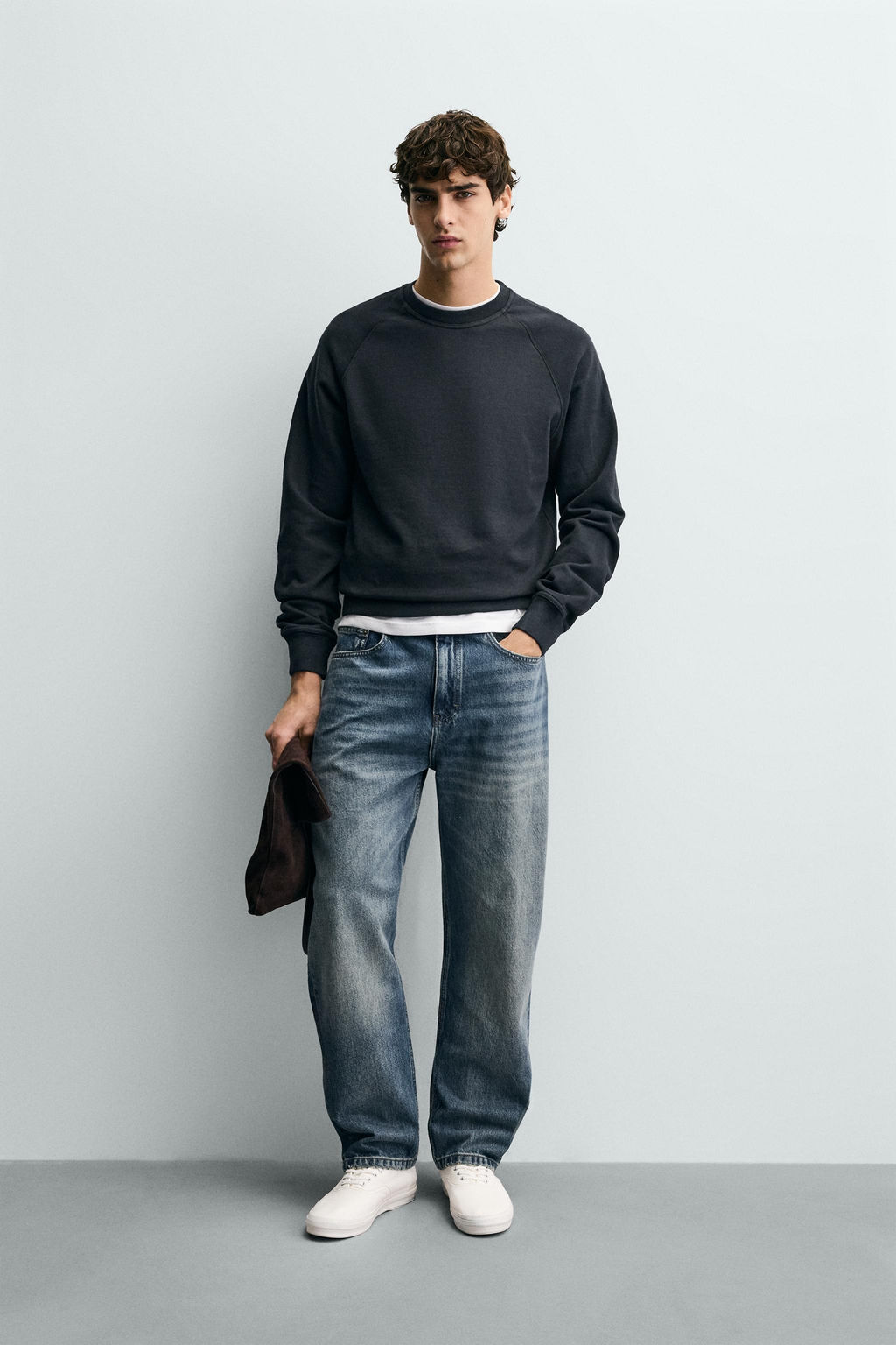 SUDADERA CREWNECK LAVADA / Gris antracita