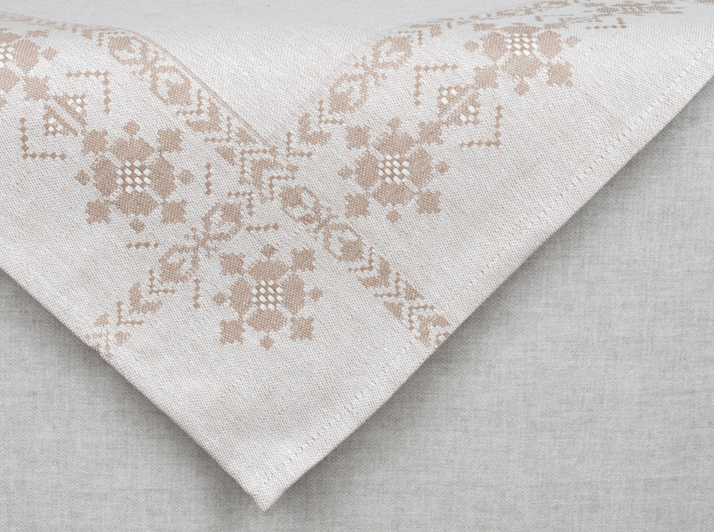 24С217-ШР 49*49 Салфетка "Папараць-кветка" цв. 1 рис. 360 серый