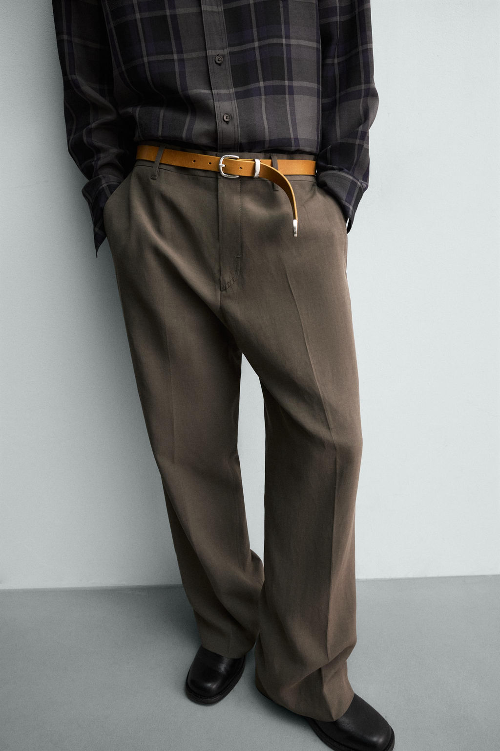 PANTAL?N REGULAR FIT TRAJE 100% LINO / Aceite - Zara фото 6