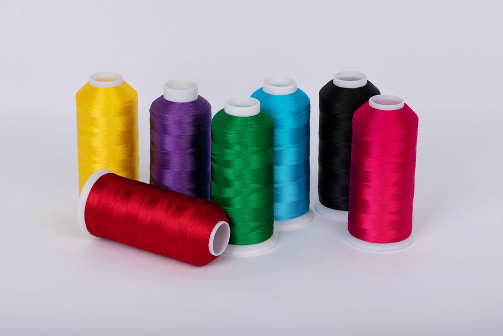 Нитки для вышивания Gamma V120/2 100% вискоза 5000 я 4570 м