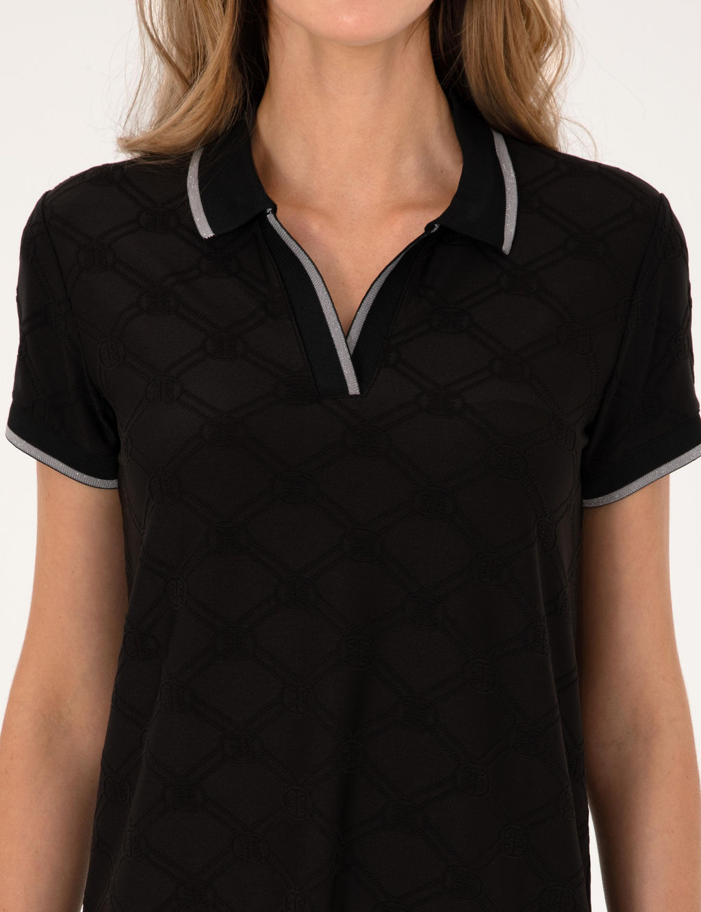 Siyah Desenli Polo Yaka Elbise