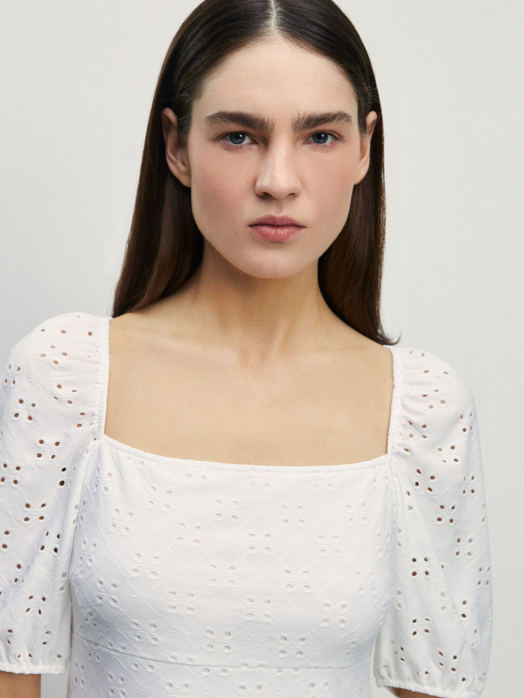 Платье мини с перфорацией / Zarina  фото 6