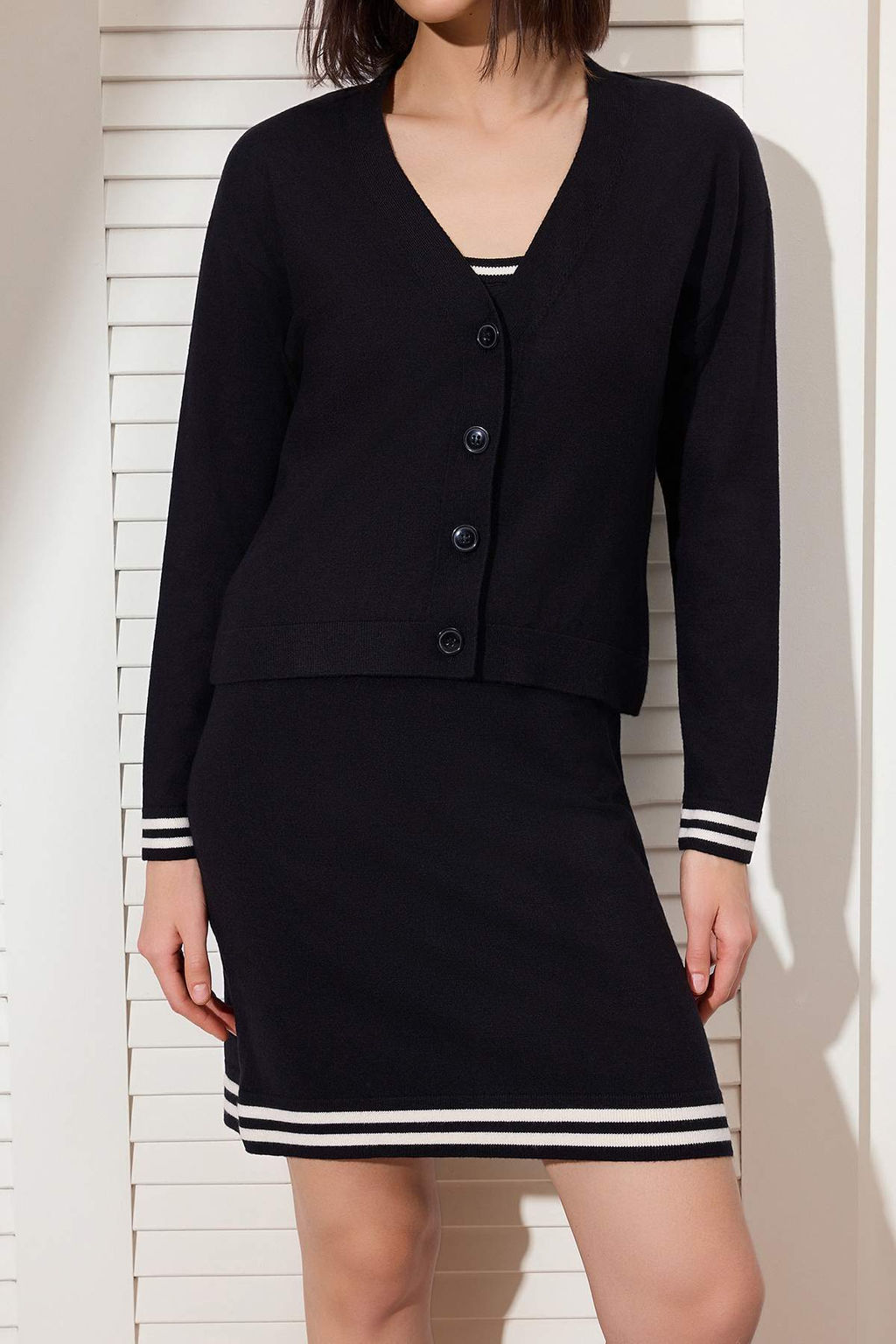 Siyah Renk Bloklu Midi H?rkal? Triko Elbise TWOSS26EL00096 - Trendyolmilla фото 3