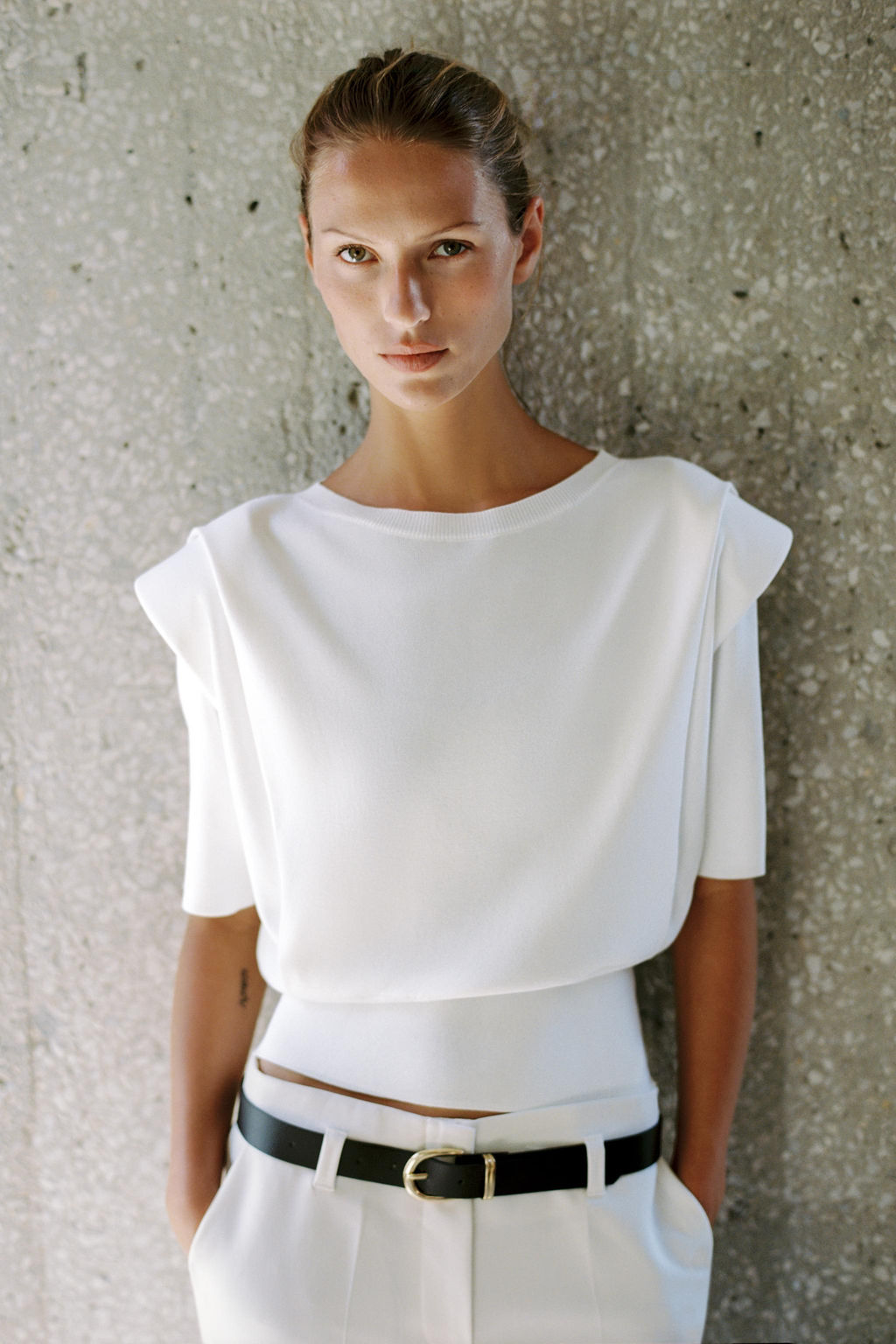 TOP PUNTO HOMBRERAS / Blanco - Zara фото 2