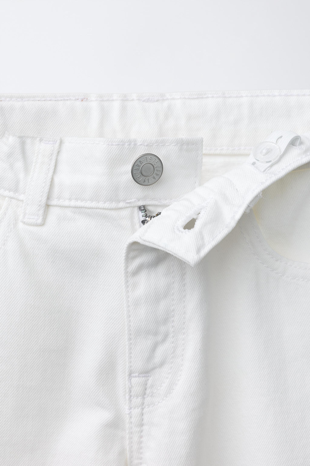 JEANS STRAIGHT ROTOS / Blanco - Zara фото 3