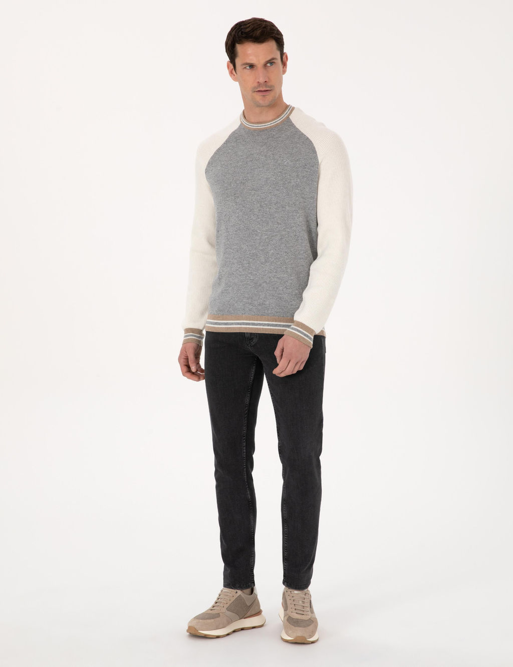 A__k Gri Slim Fit Kazak