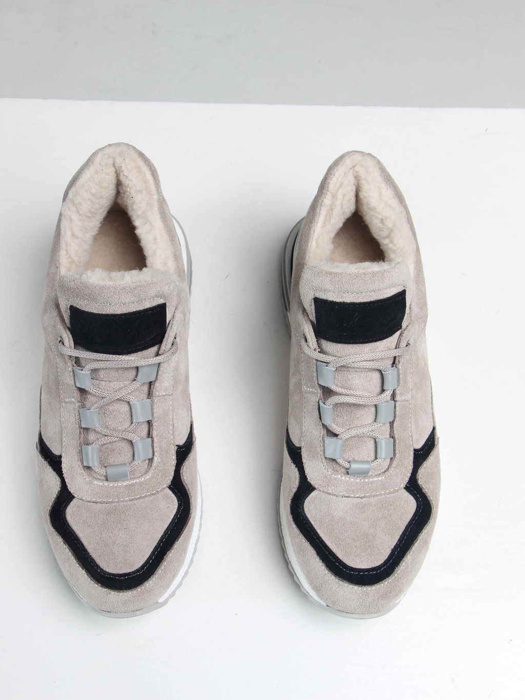 Кроссовки 150.maskgr. каменный замша/Мех