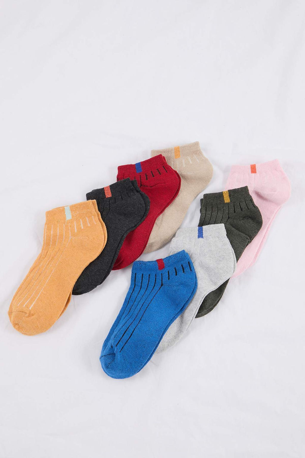 Cok Renkli 8li Duz Jakar Orme Corap THMSS26CO00012