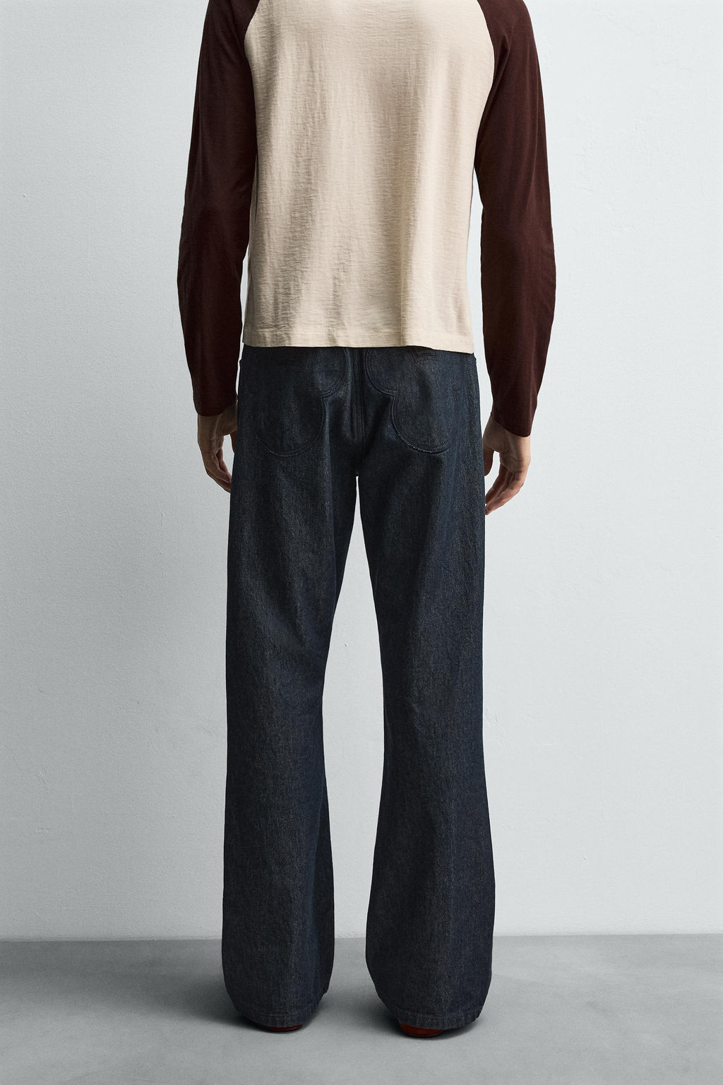 FLARE FIT JEANS WITH PATCHES HARRY LAMBERT FOR ZARA X DISNEY  фото 3