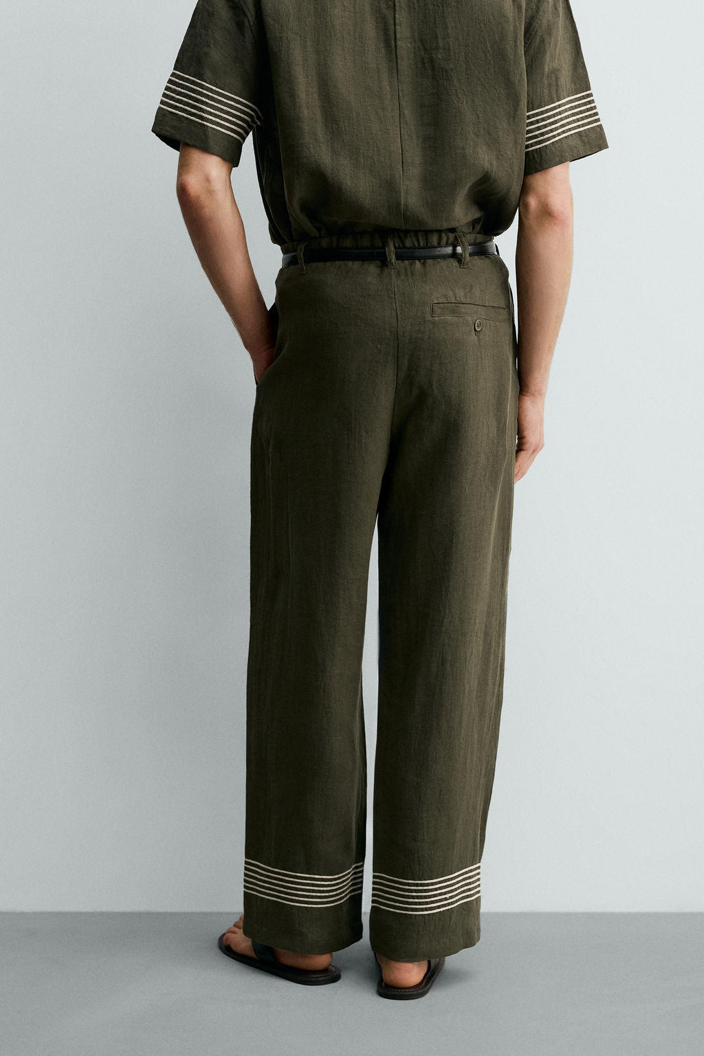 PANTAL?N RELAXED FIT 100% LINO / Khaki oscuro