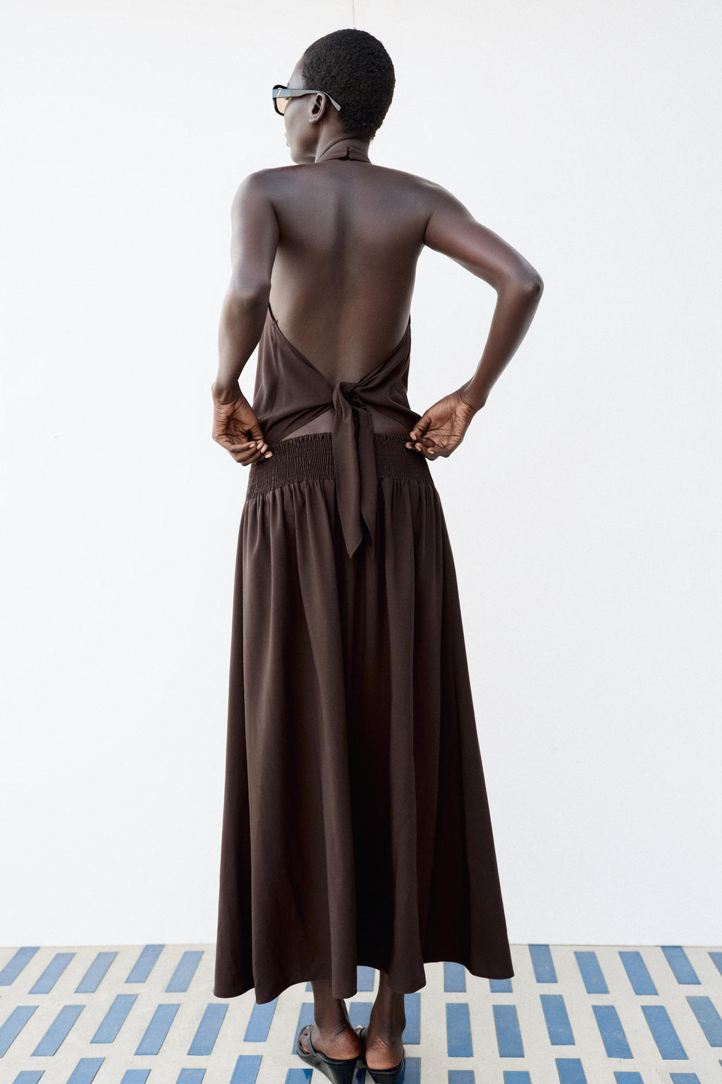 VESTIDO HALTER ABALORIOS / Marr?n - Zara фото 7